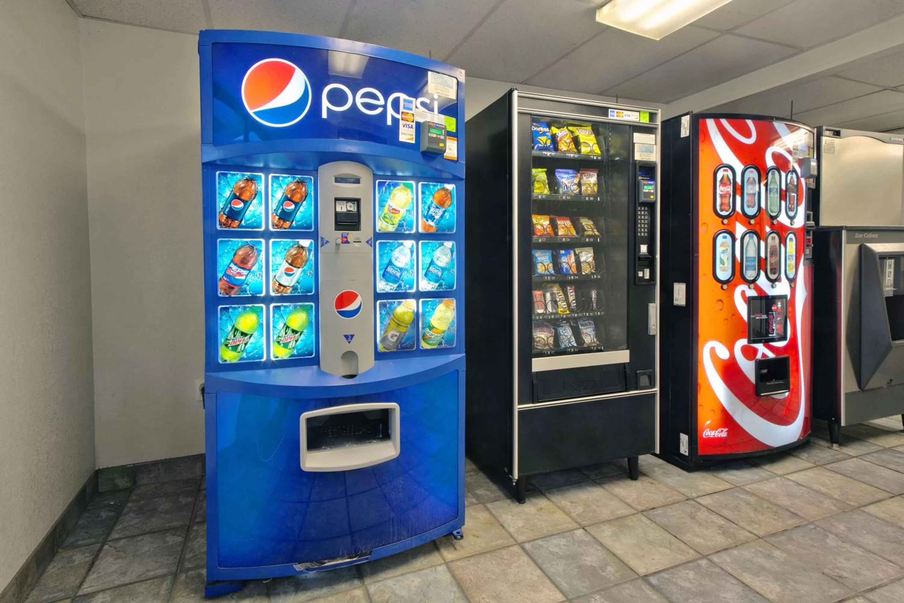 Drinks in Motel 6-Piscataway, NJ