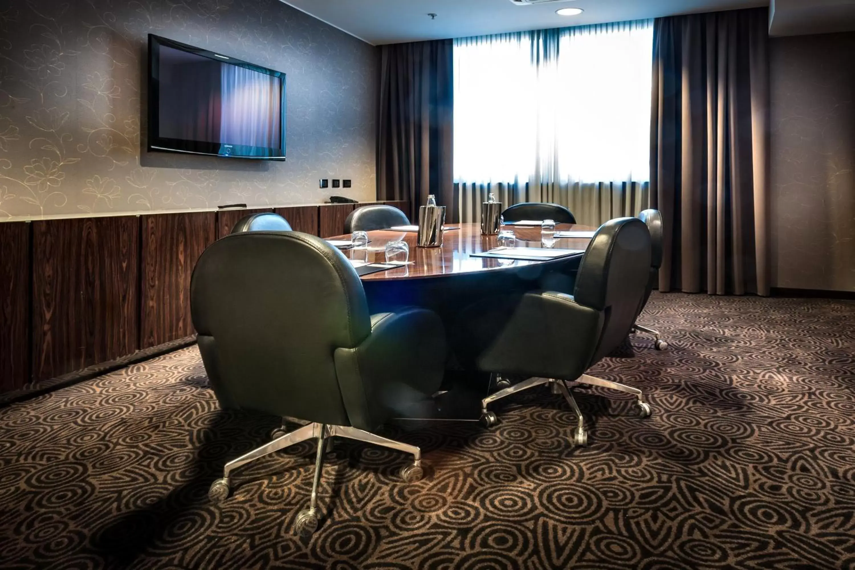 Meeting/conference room, Business Area/Conference Room in Crowne Plaza Milan City, an IHG Hotel