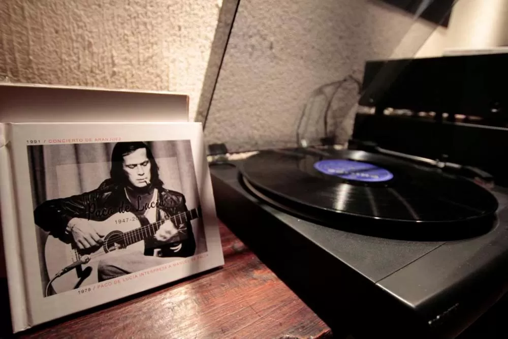 Evening entertainment in Entre Dos Aguas Hotel Boutique