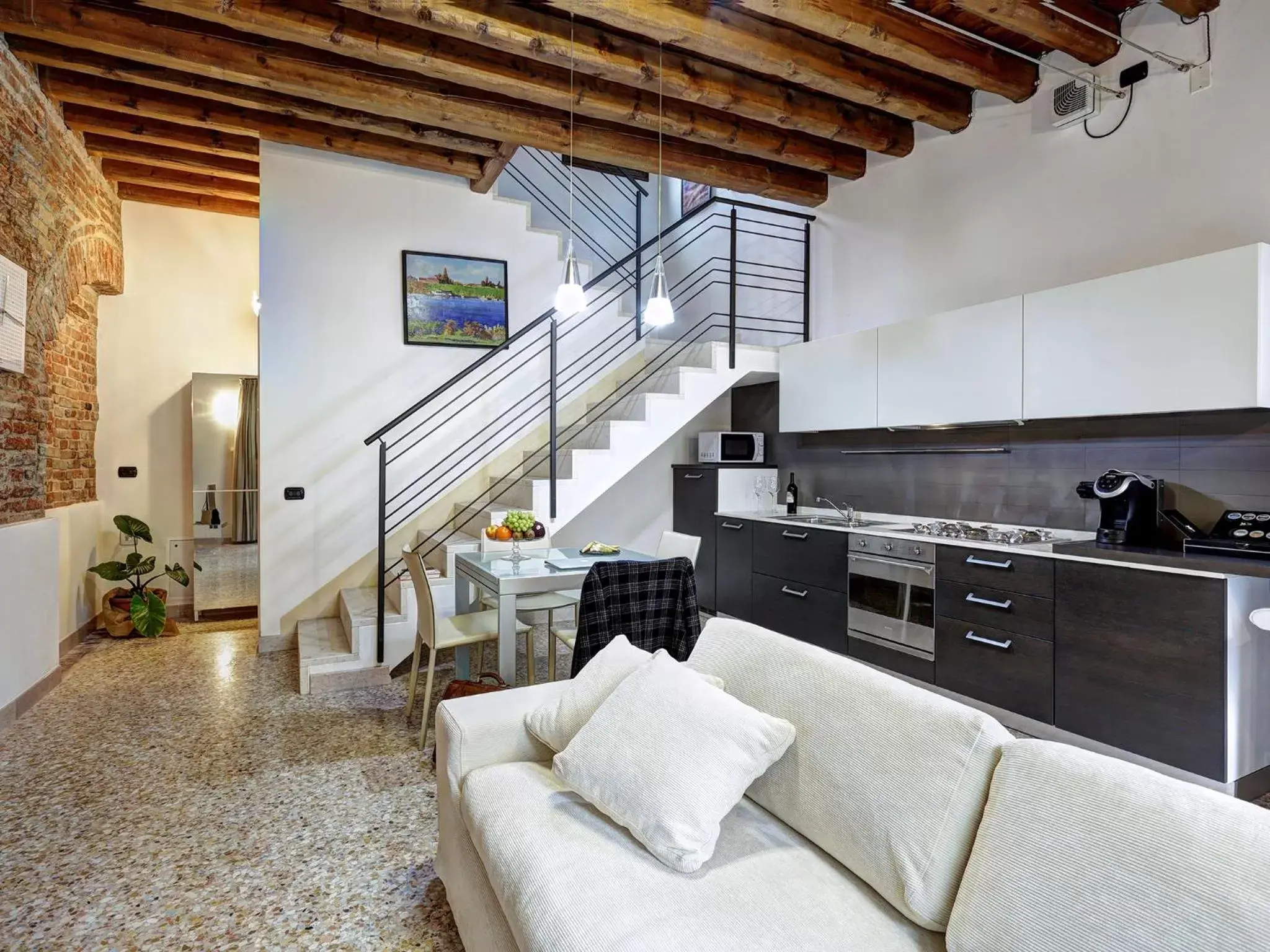 Dining area, Kitchen/Kitchenette in Residence Le Bugne