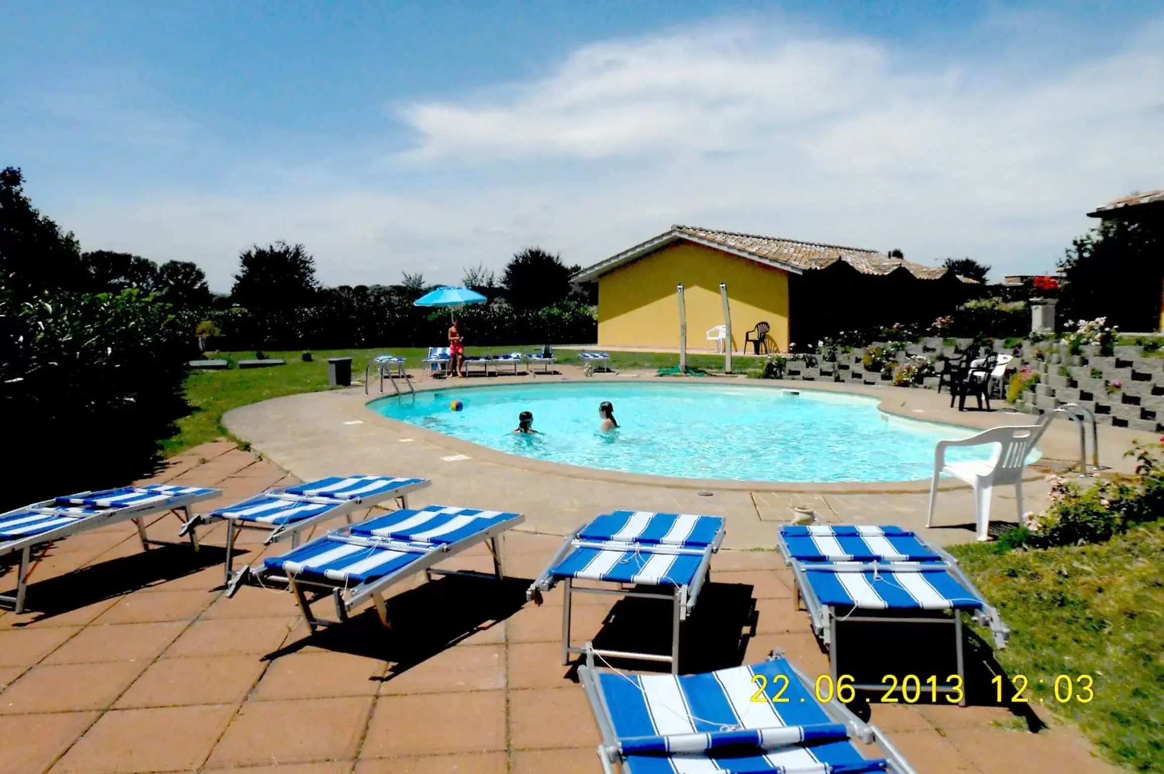 Day, Swimming Pool in Le Macerine