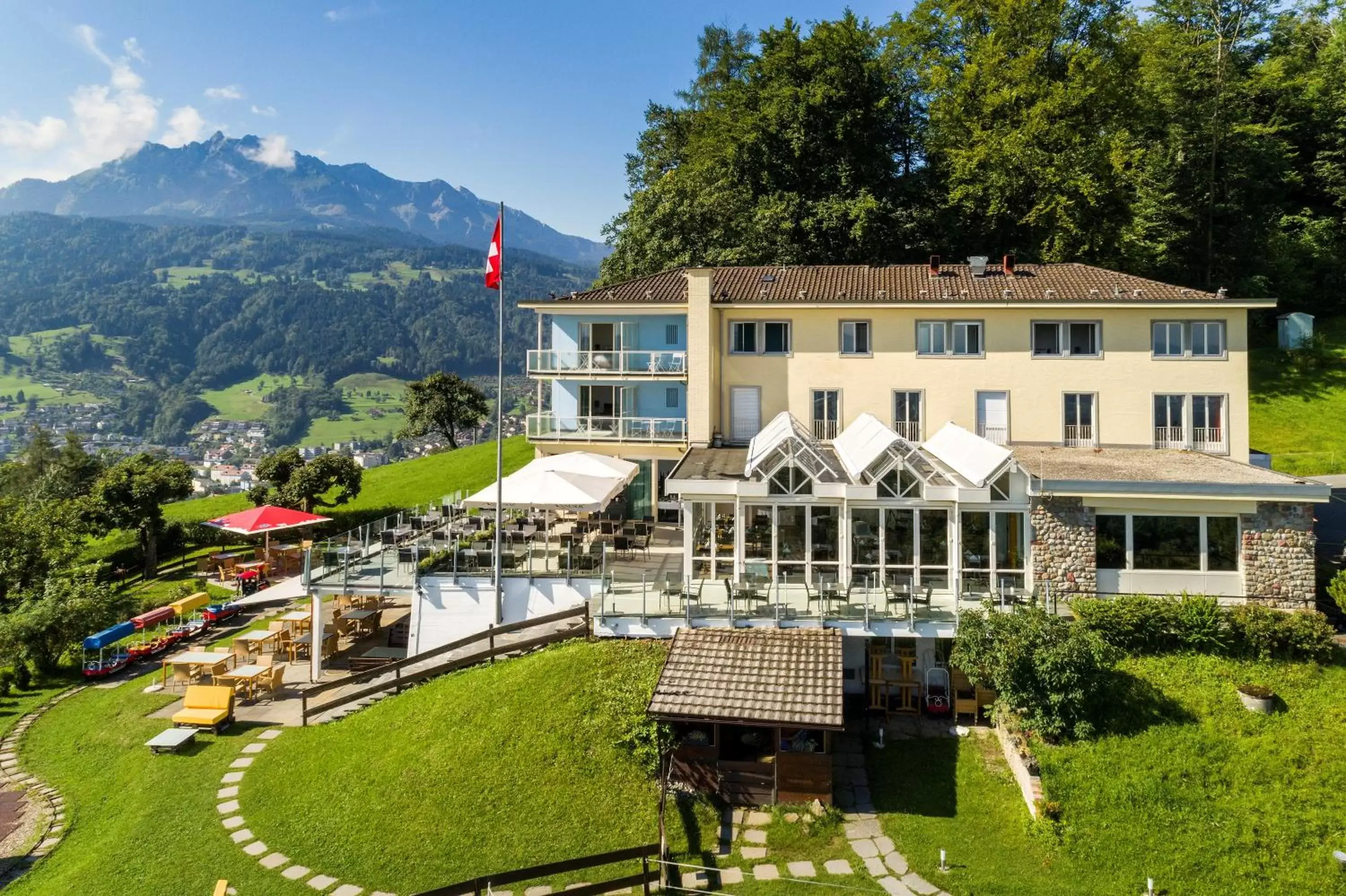 Mountain view, Property Building in Hotel Sonnenberg