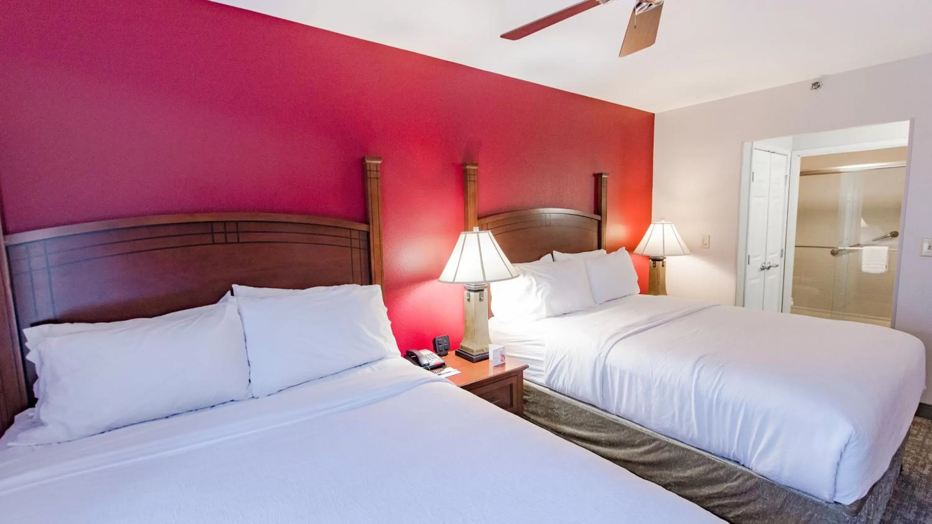 Bed in Staybridge Suites Wilmington East, an IHG Hotel