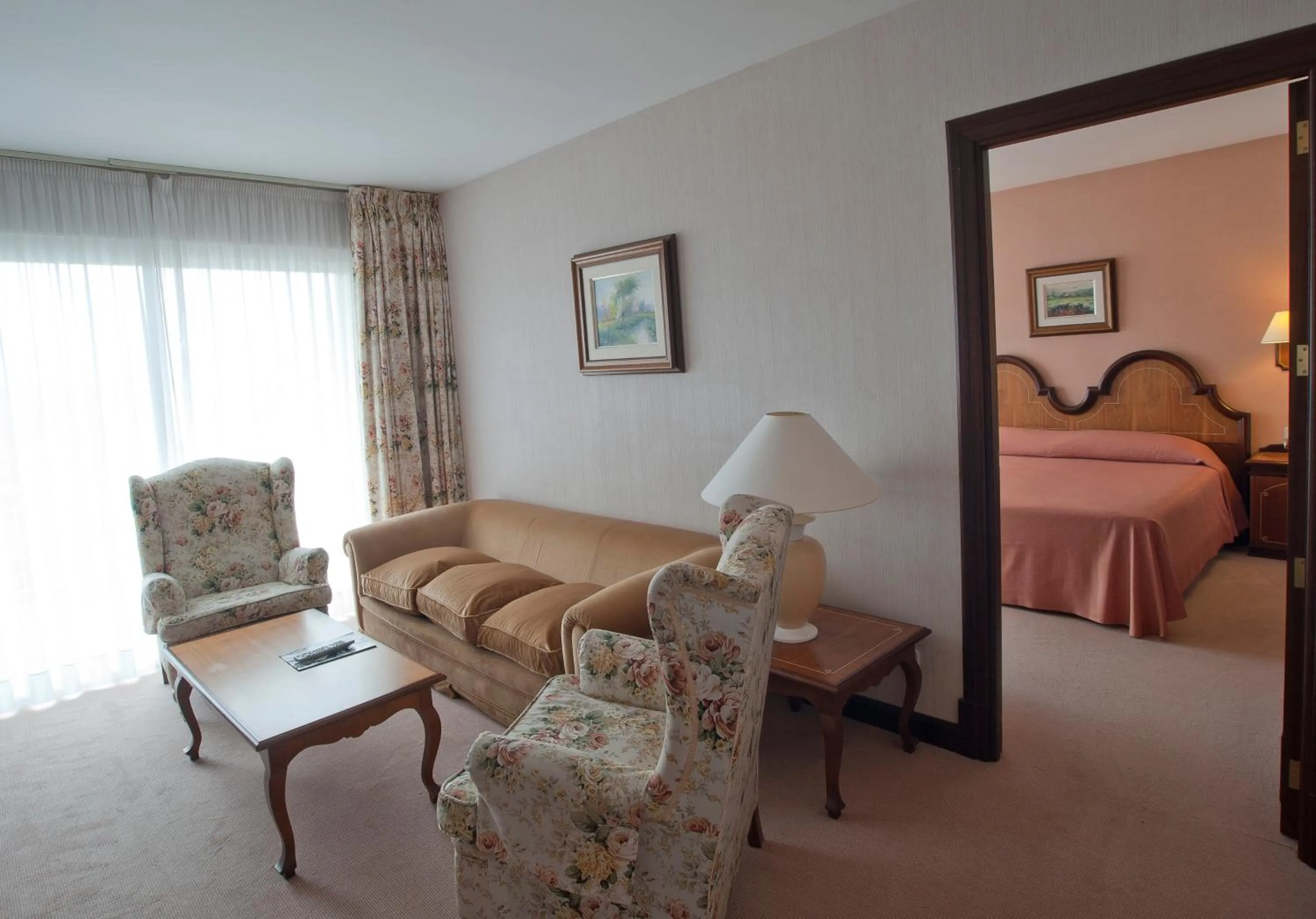 Photo of the whole room, Bed in Hotel Riu Fluviá