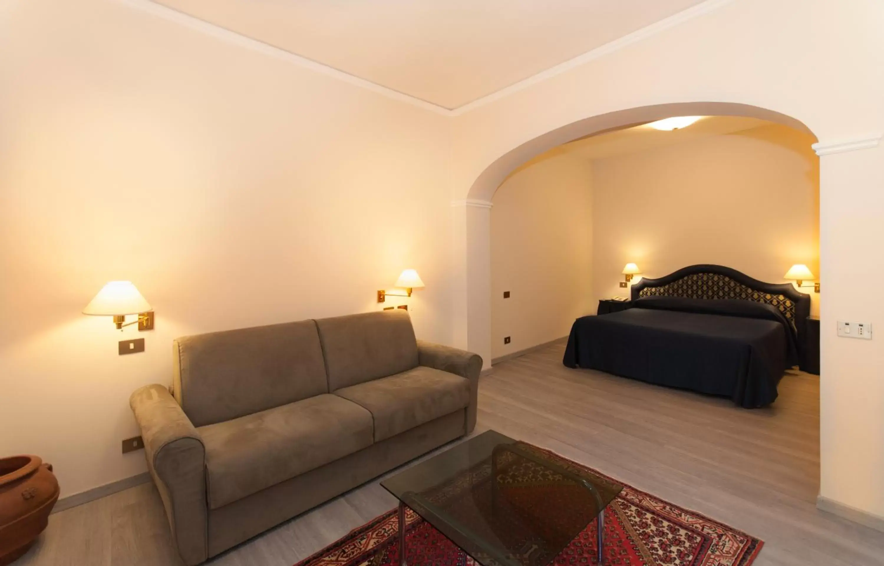 Photo of the whole room, Seating Area in Hotel San Luca