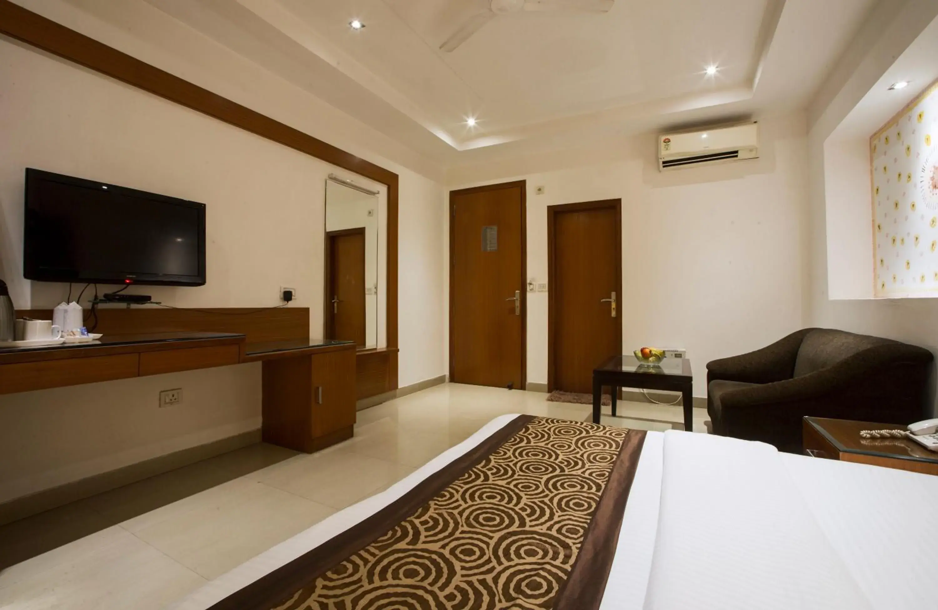 TV and multimedia, TV/Entertainment Center in Hotel Krishna Deluxe-By RCG Hotels