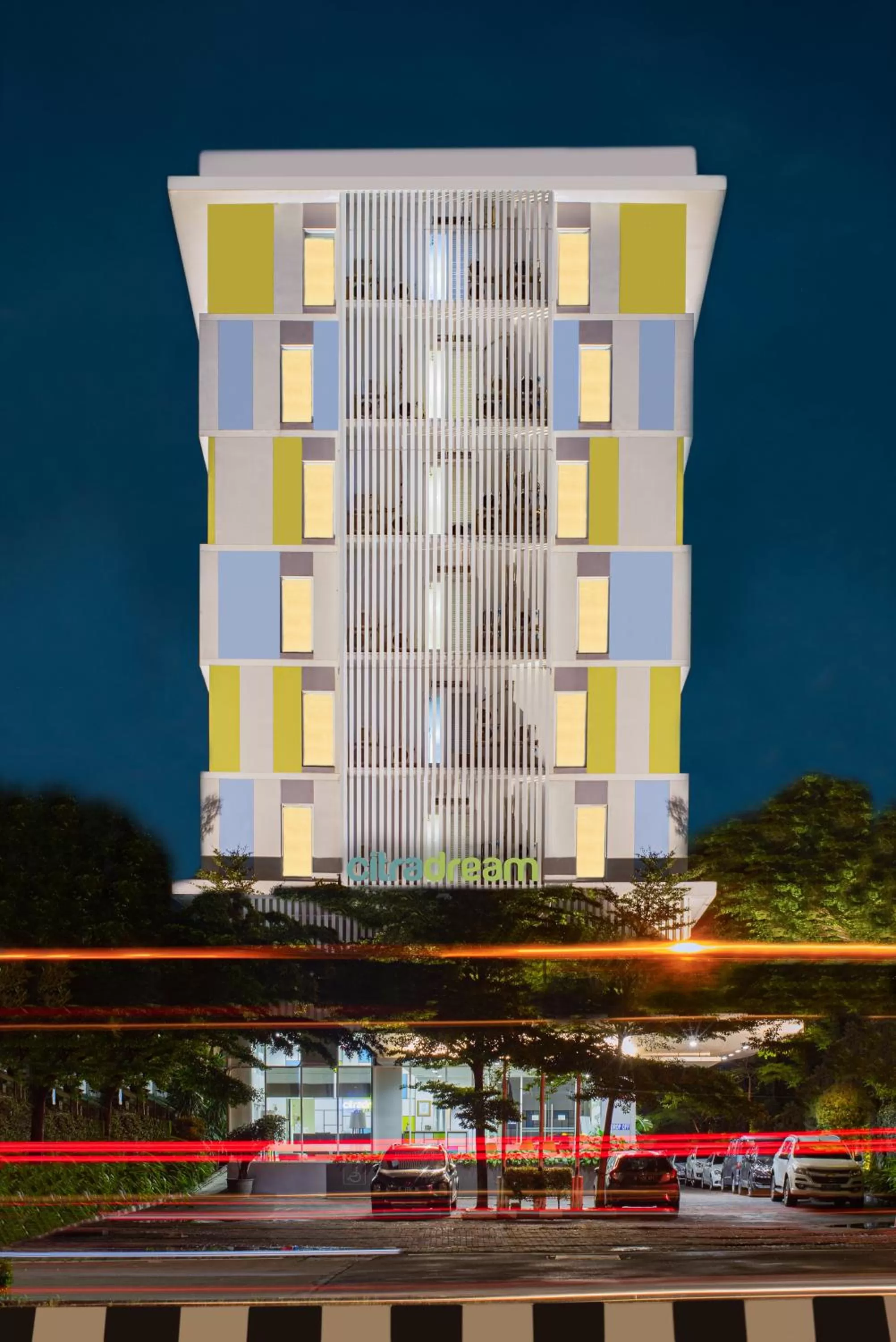 Facade/entrance in Hotel Citradream Cirebon