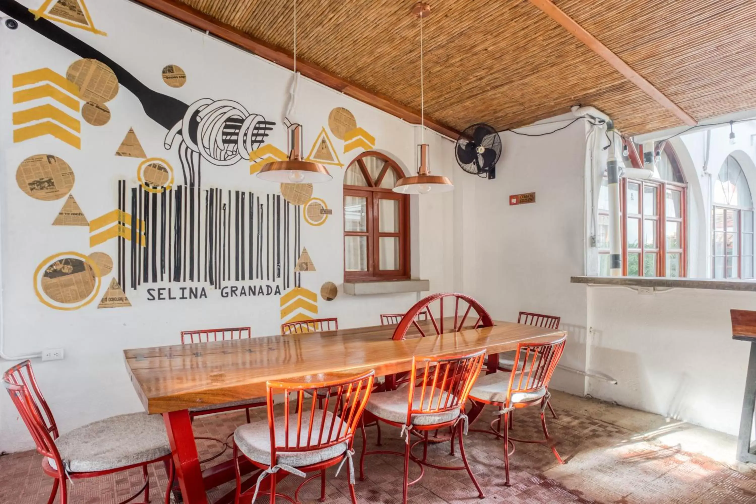 Dining area in Selina Granada