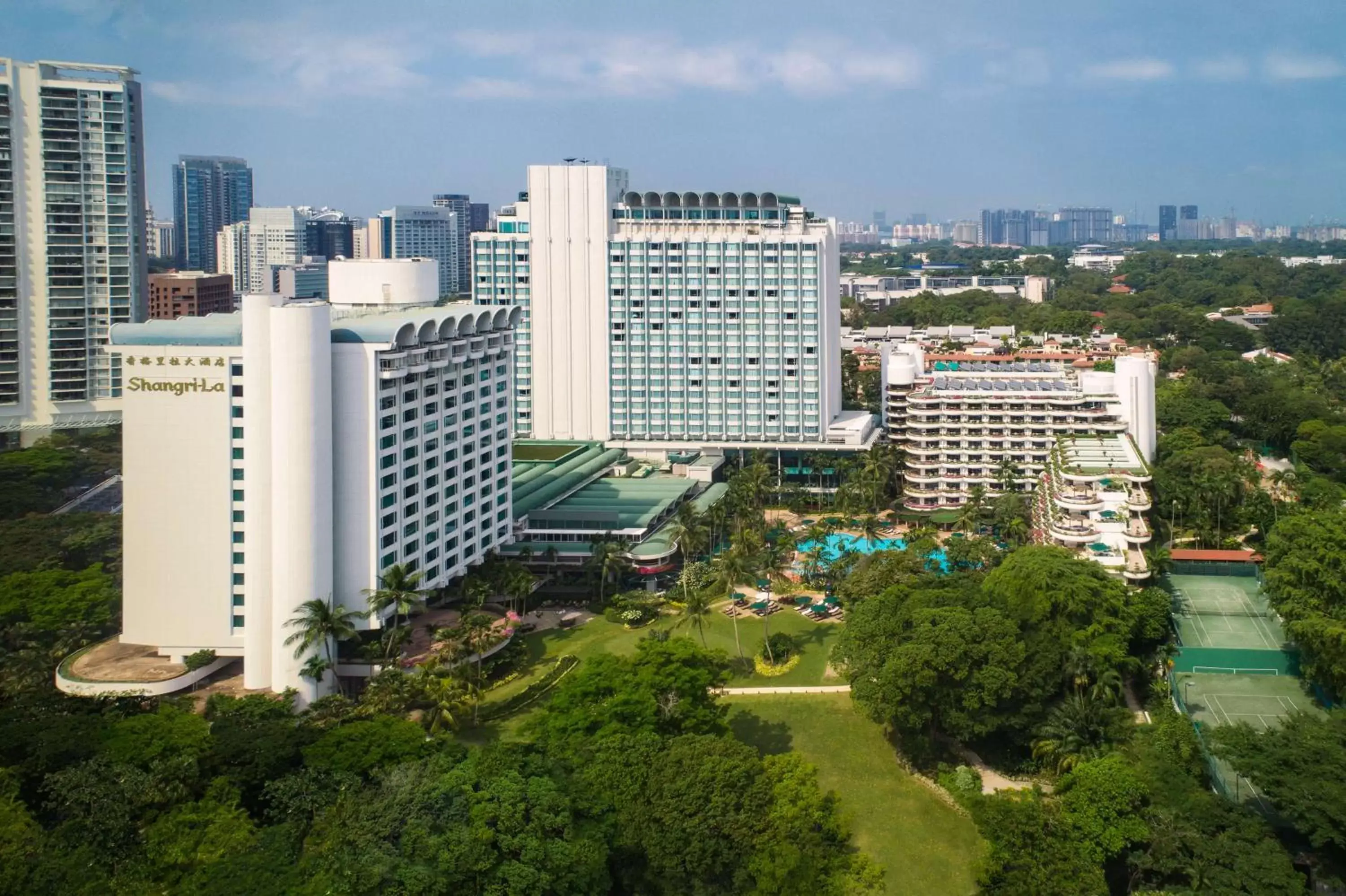 Property building, Bird's-eye View in Shangri-La Singapore