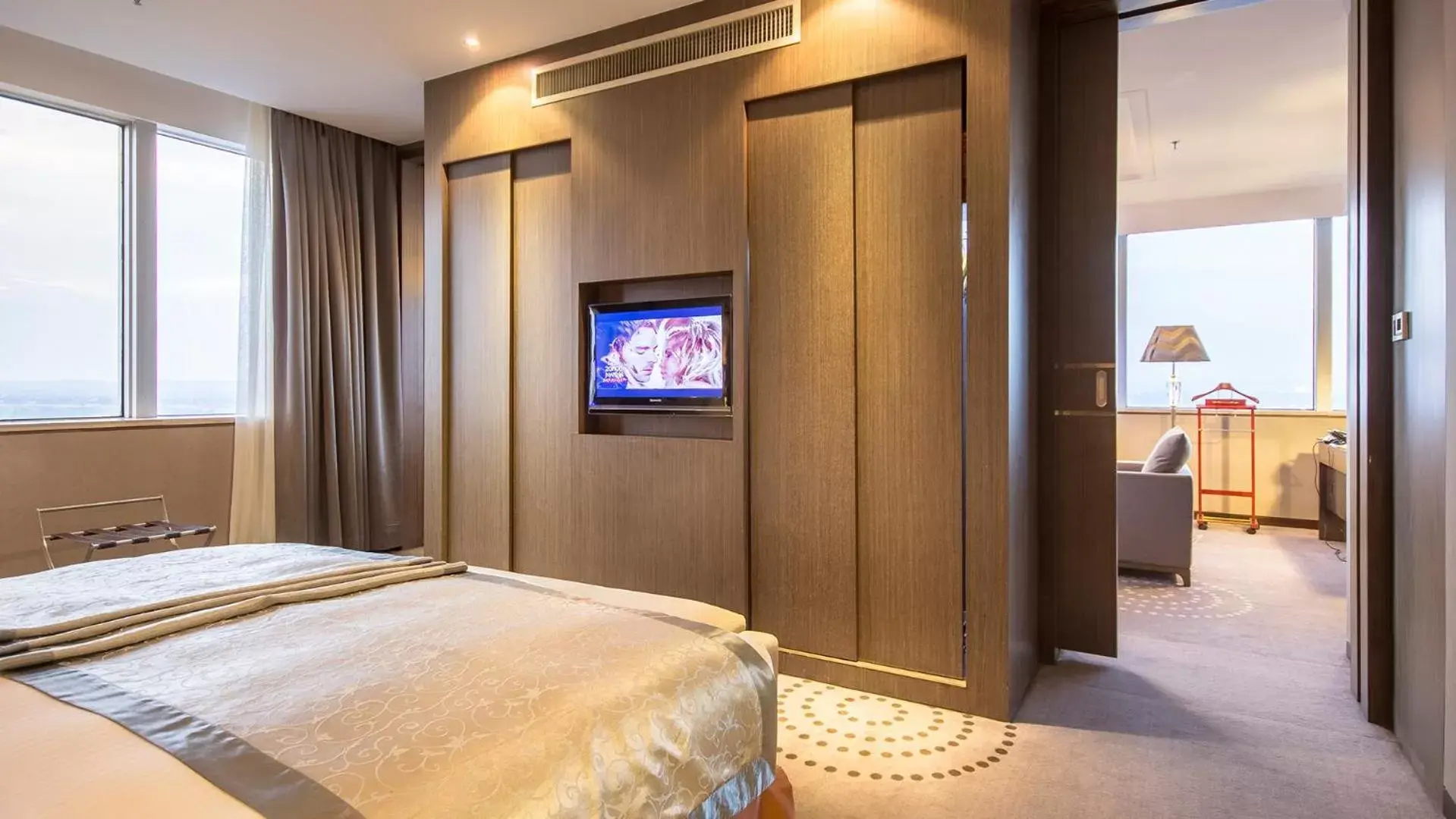 TV and multimedia, Bed in Fleuve Congo Hotel By Blazon Hotels