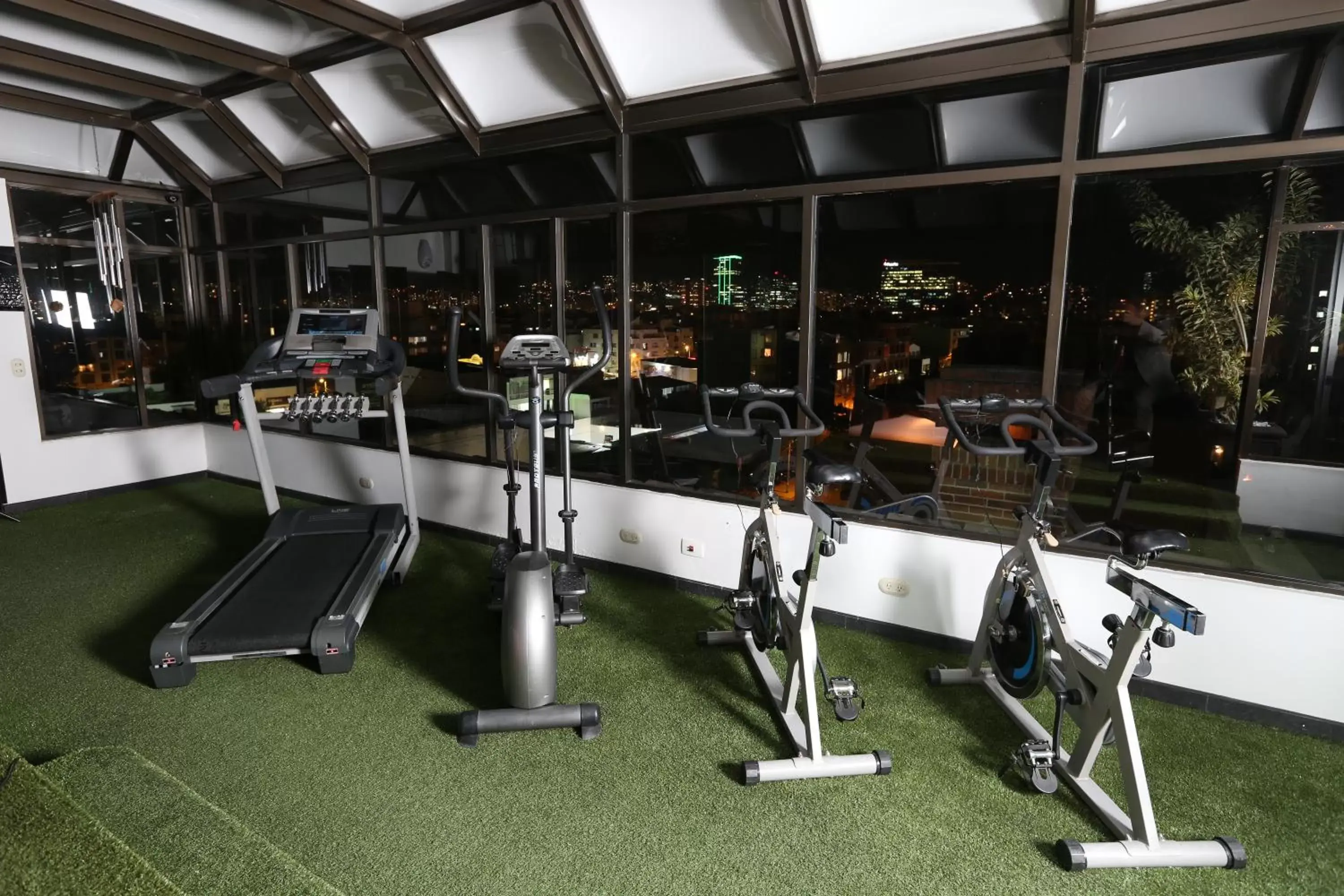 Activities, Fitness Center/Facilities in Hotel Suites 108