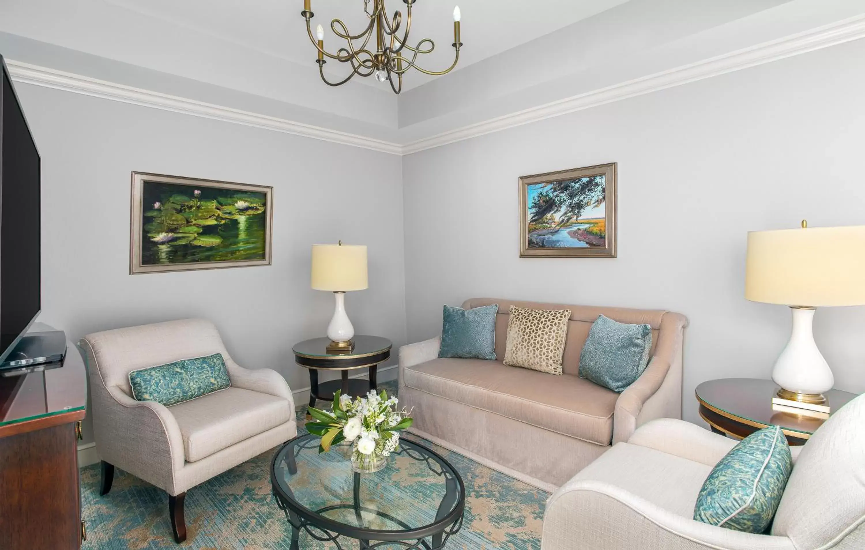 Living room, Seating Area in Hotel Bennett Charleston