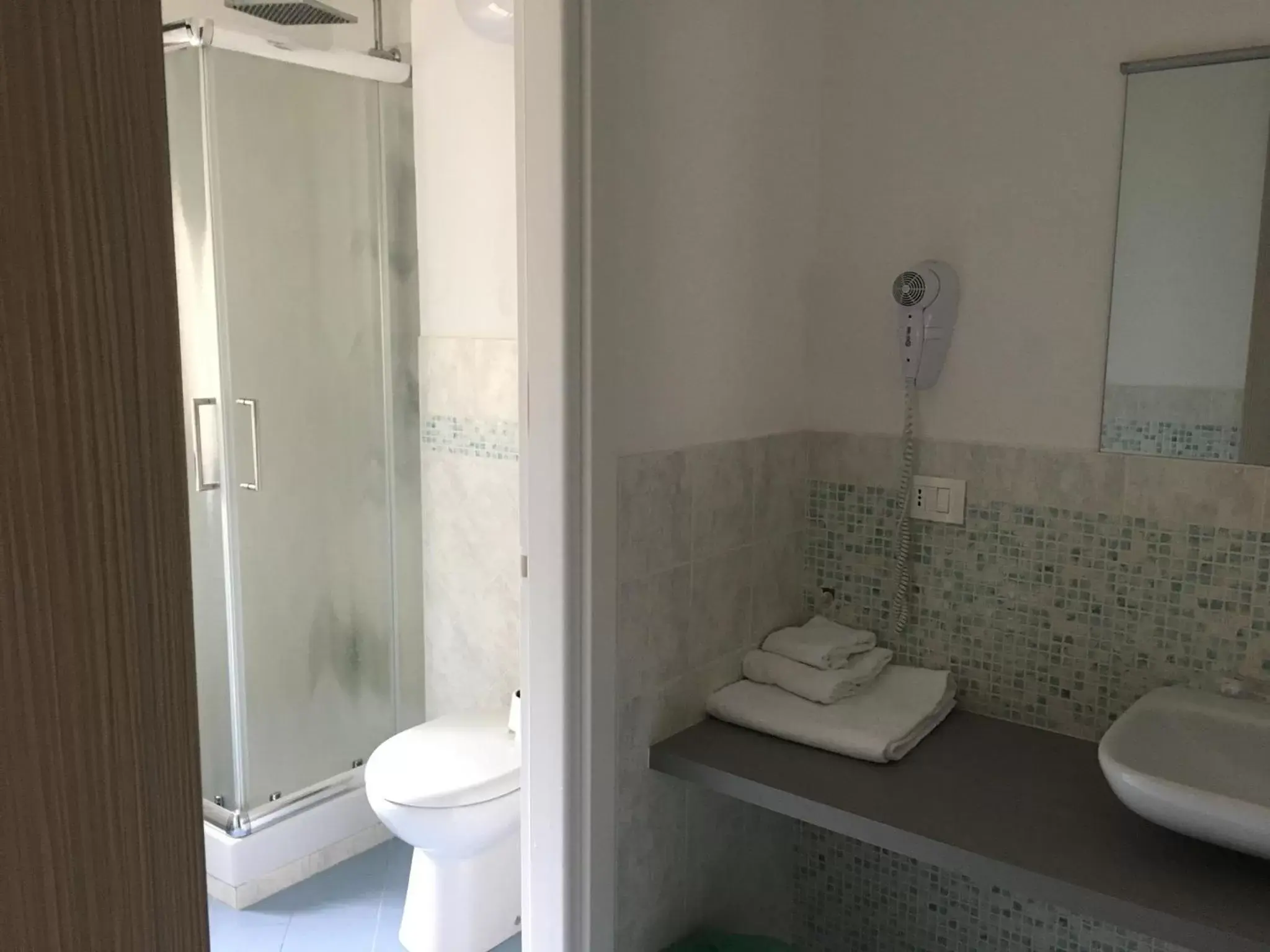 Shower, Bathroom in B&B A Due Passi
