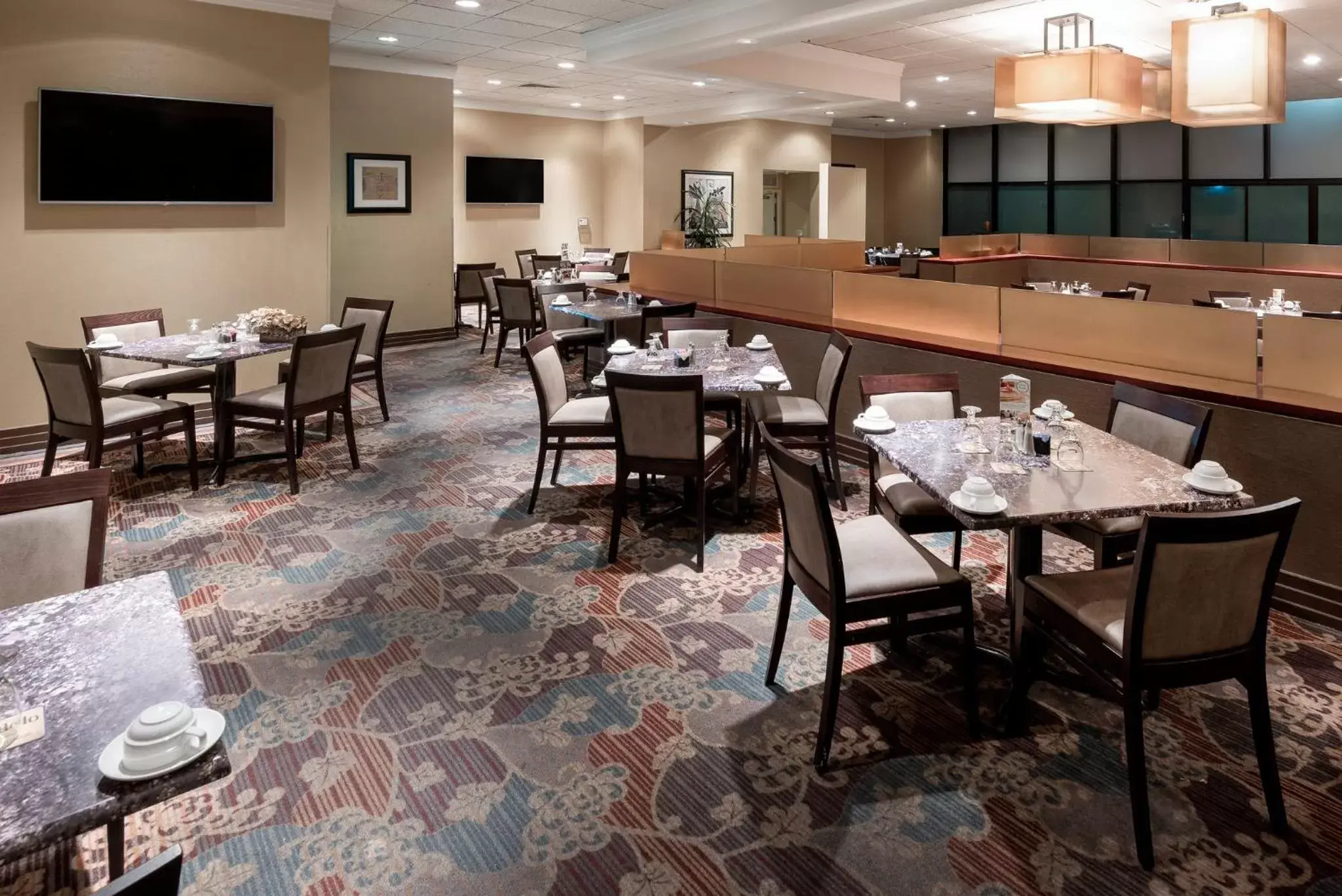 Restaurant/Places to Eat in Holiday Inn Los Angeles Gateway-Torrance, an IHG Hotel