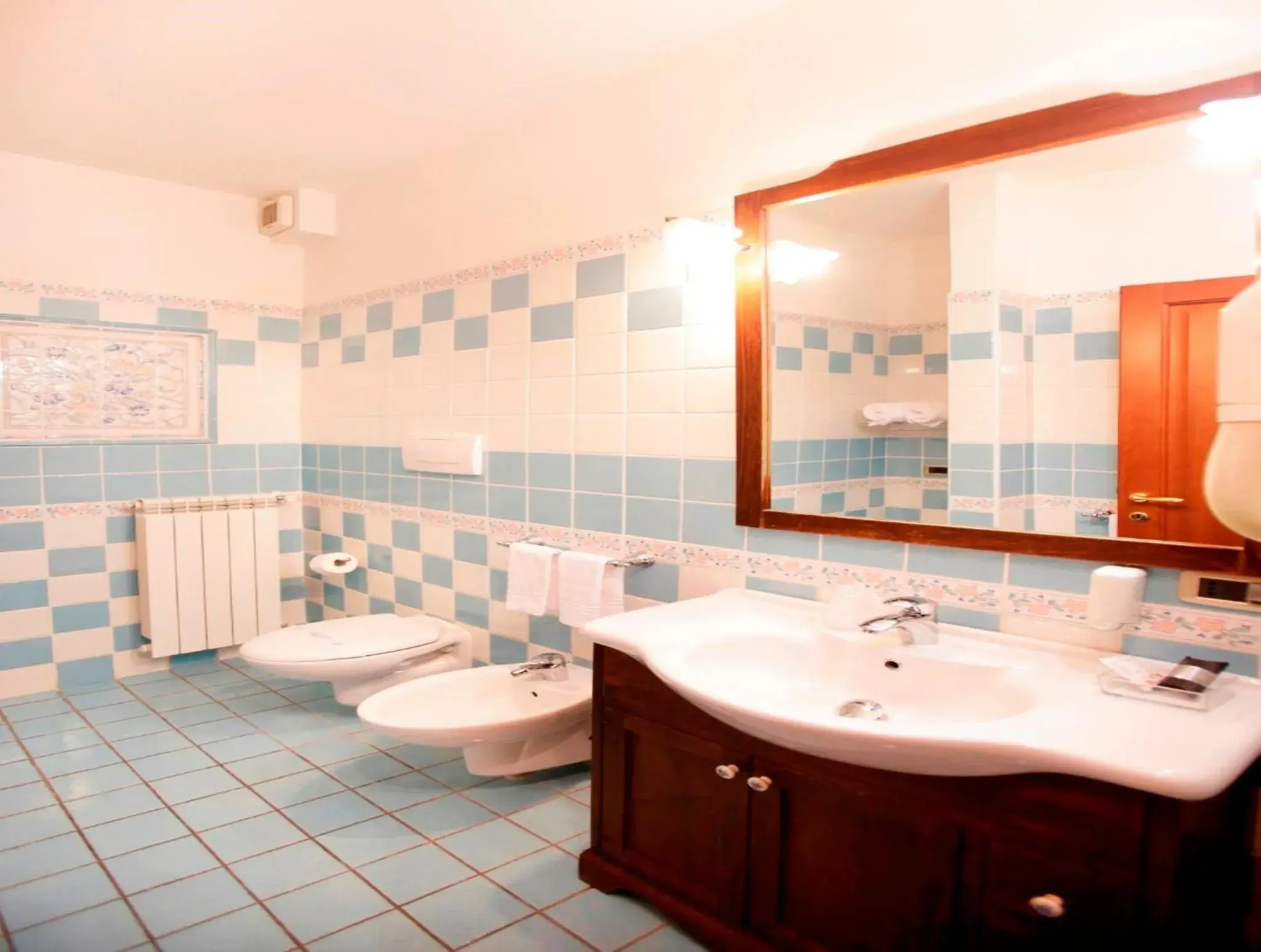 Bathroom in Hotel Ristorante Garibaldi