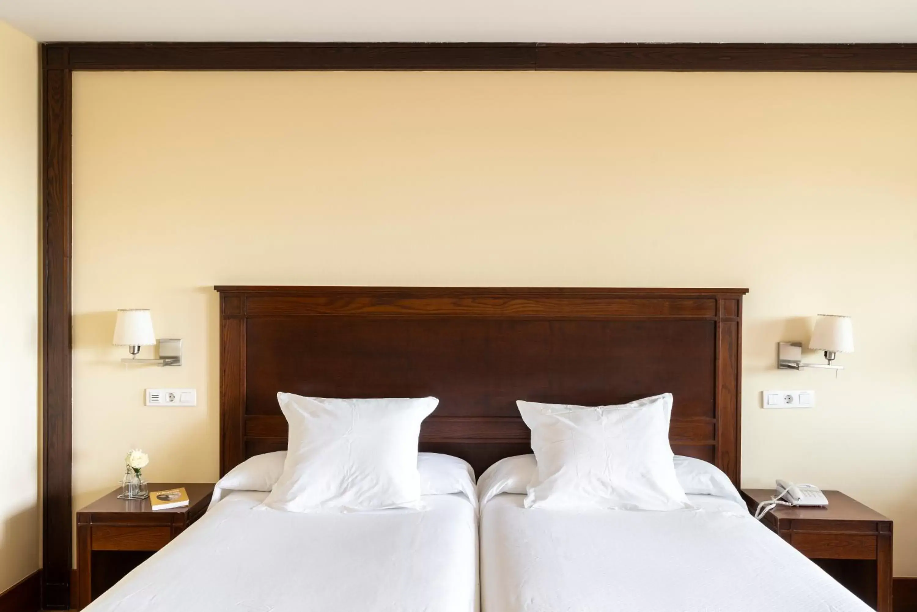 Decorative detail, Bed in Parador de Soria