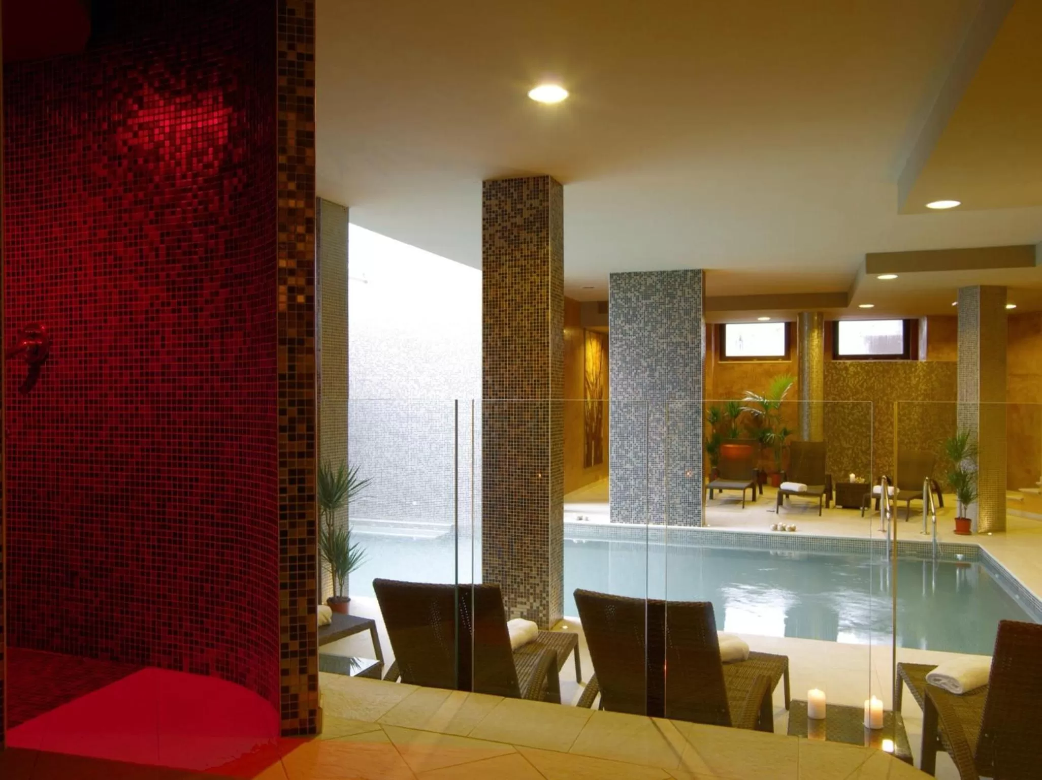 Swimming Pool in Hotel Natura