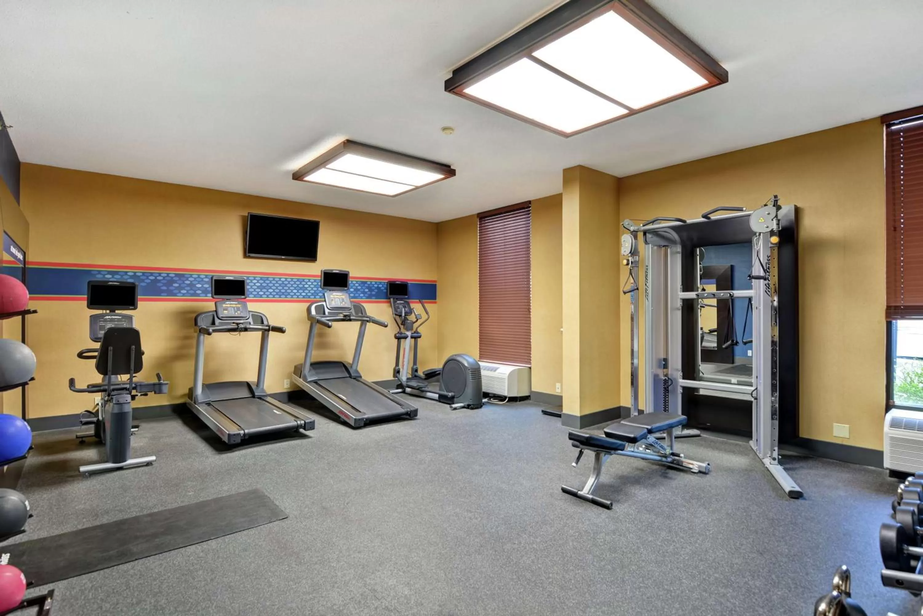 Fitness centre/facilities in Hampton Inn Beckley