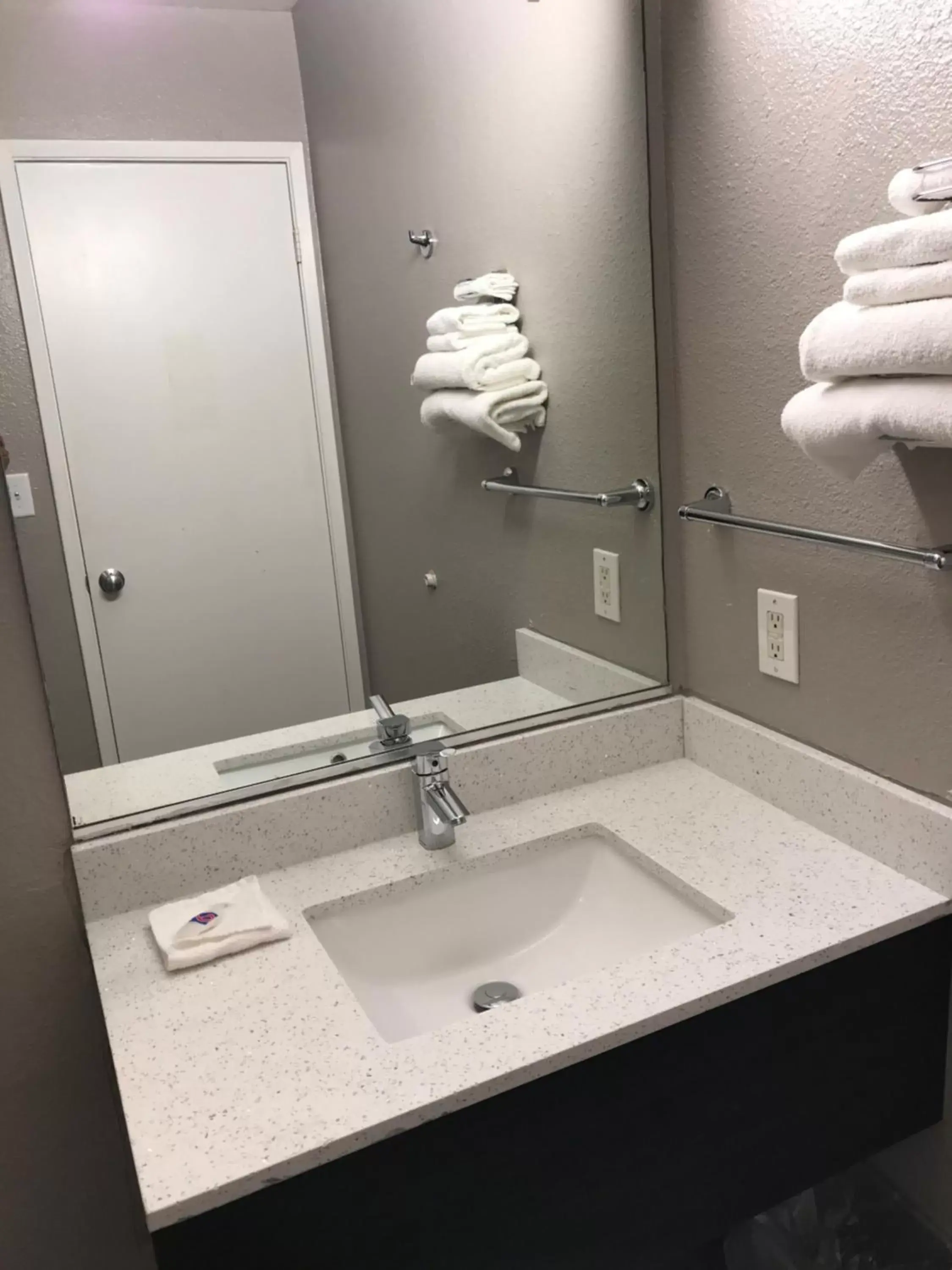 Bathroom in Motel 6-Fort Wayne, IN