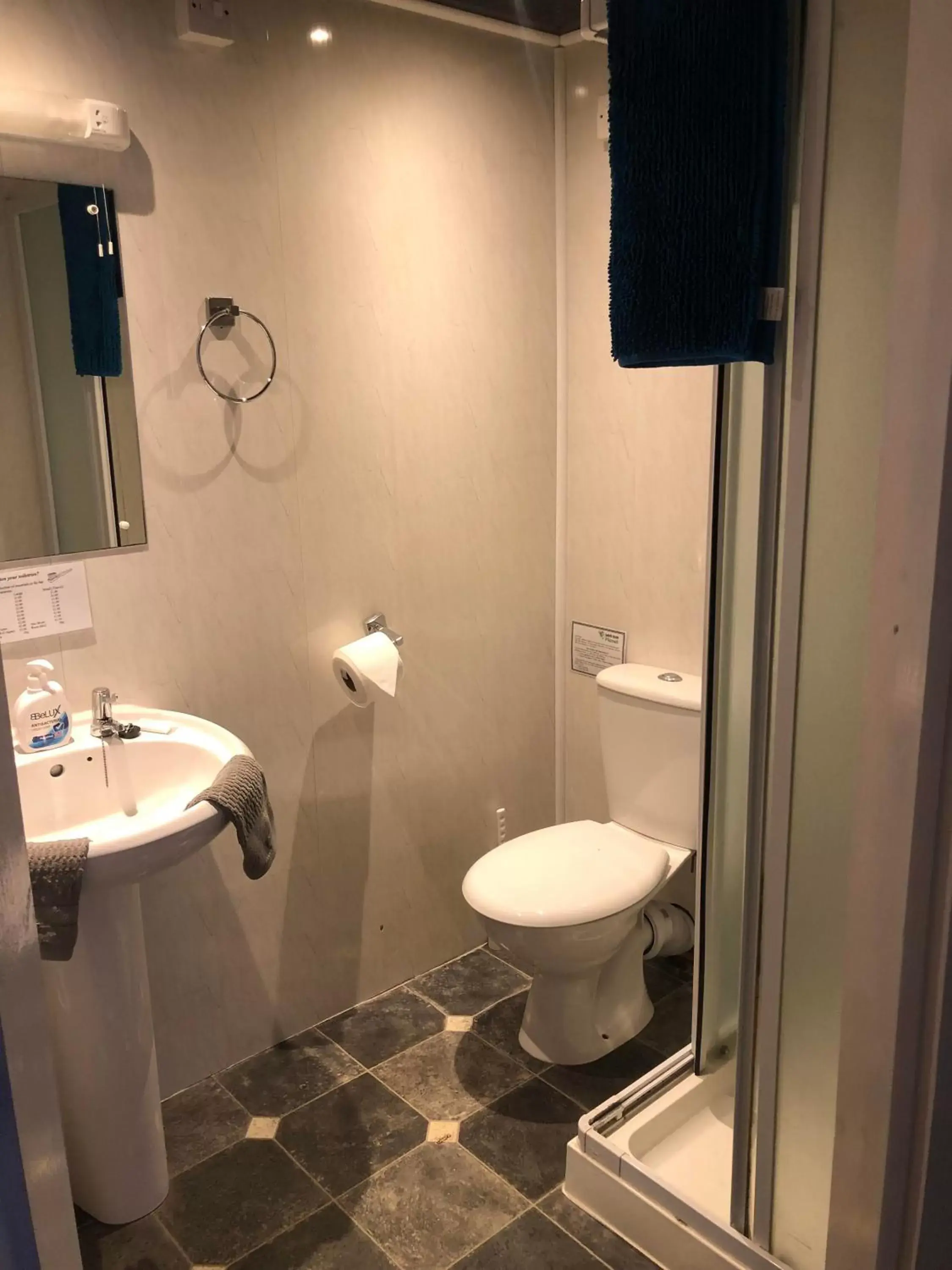 Bathroom in Springfield Hotel