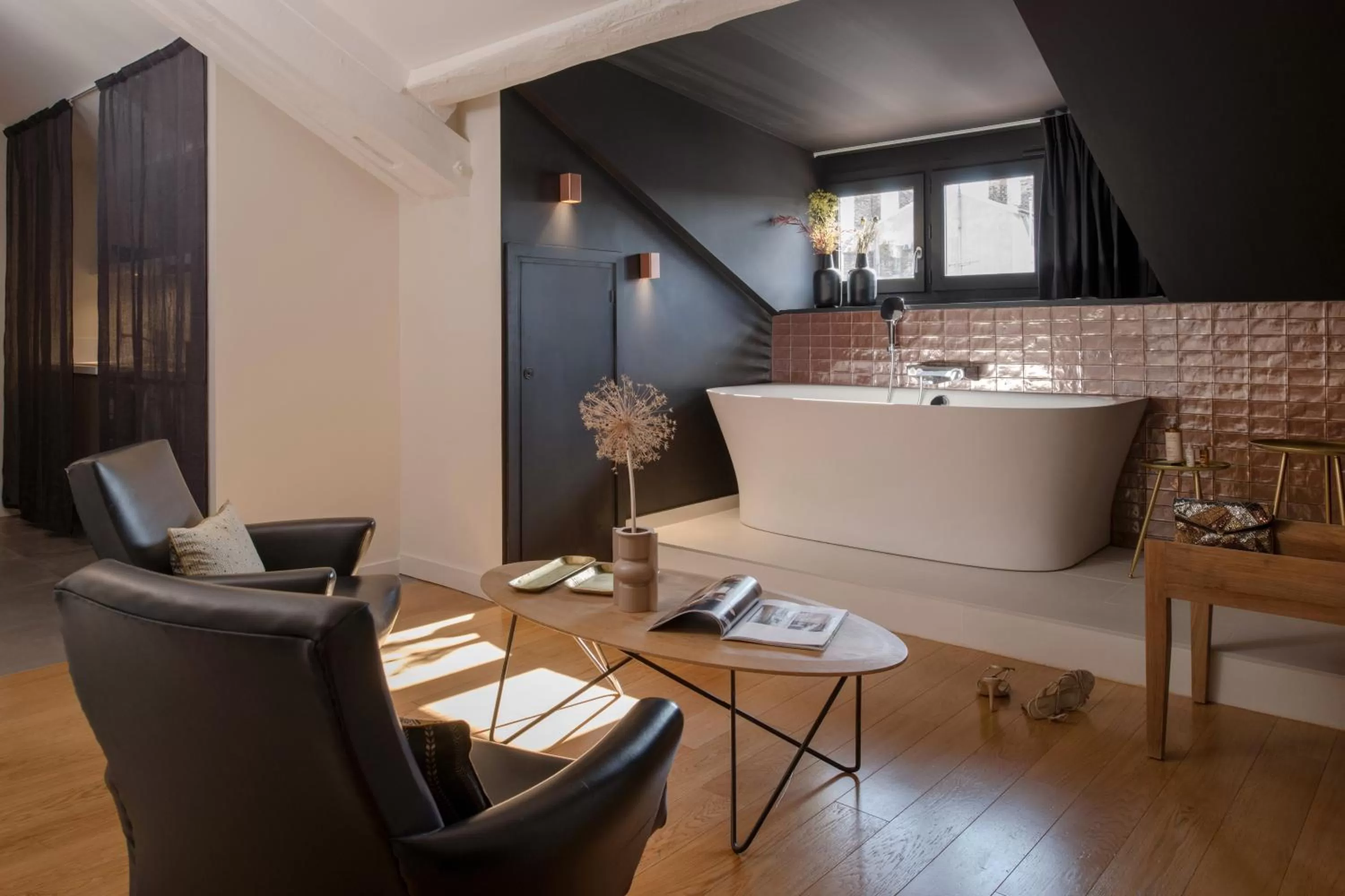 Bath in MiHotel Gailleton