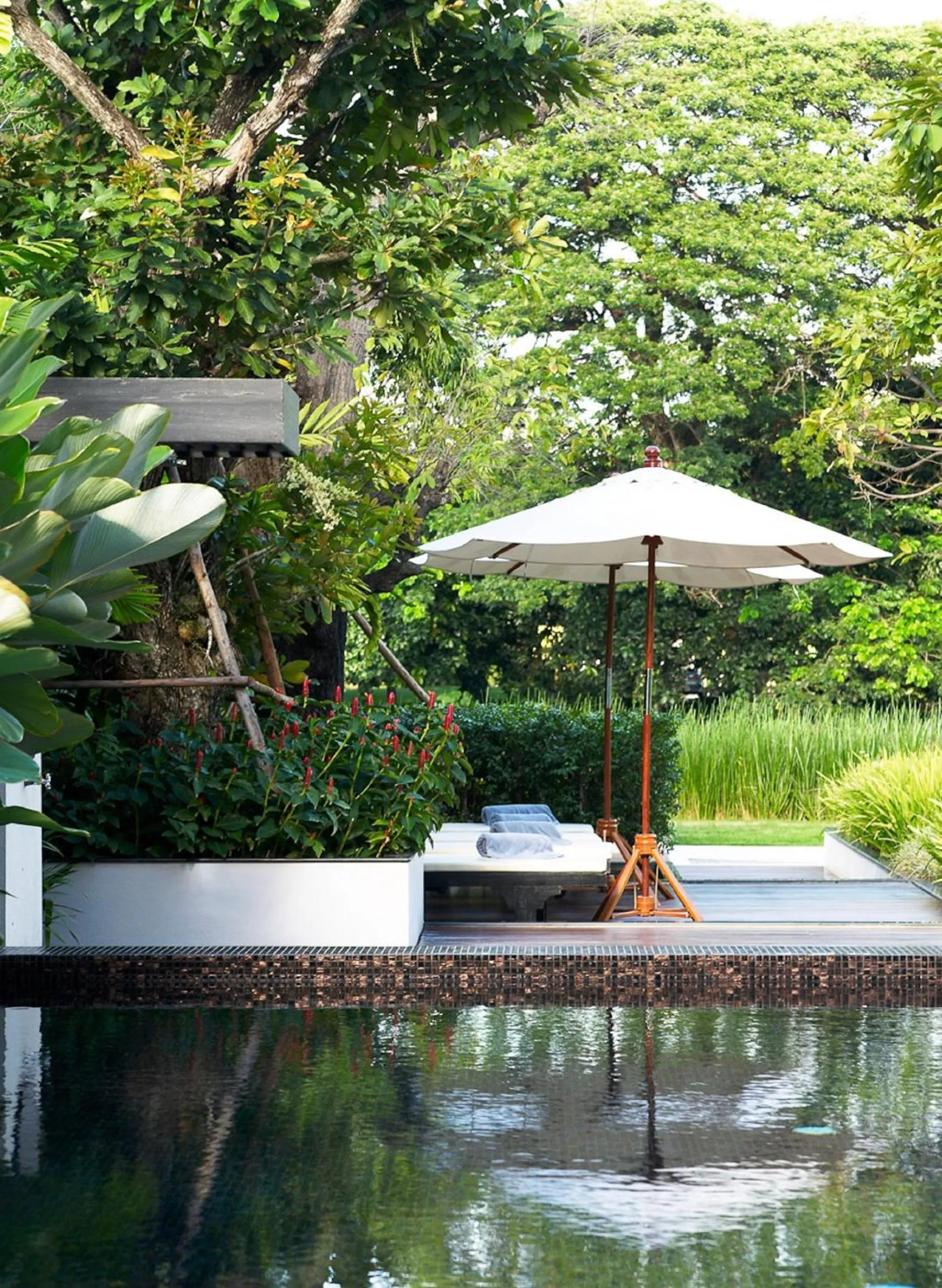 Swimming pool in Aruntara Riverside Boutique Hotel