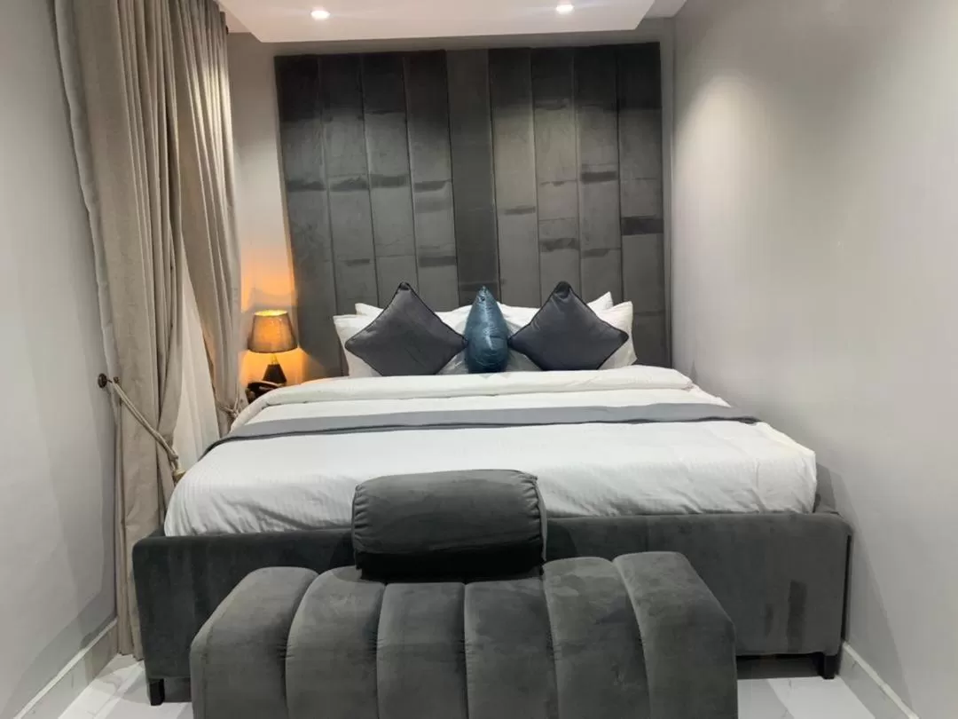 Bed in Choice Suites Signature