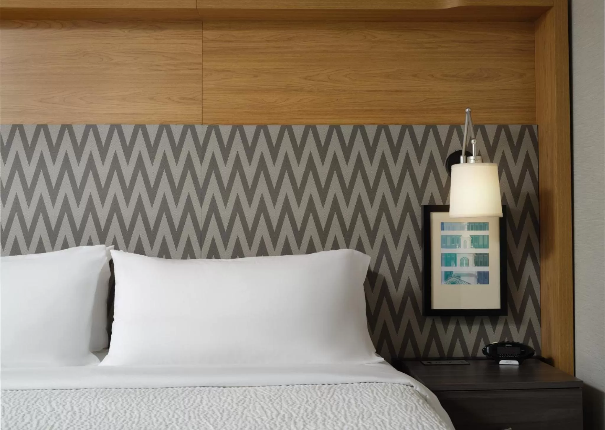 Photo of the whole room, Bed in Holiday Inn Boston - Dedham Hotel & Conference Center by IHG