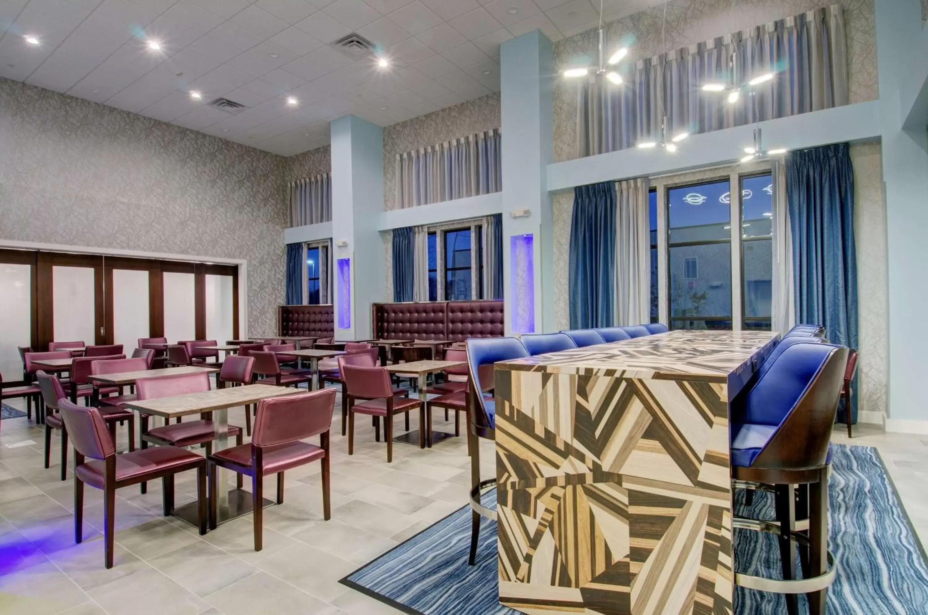 Lobby or reception, Restaurant/Places to Eat in Hampton Inn & Suites Boston/Stoughton, Ma