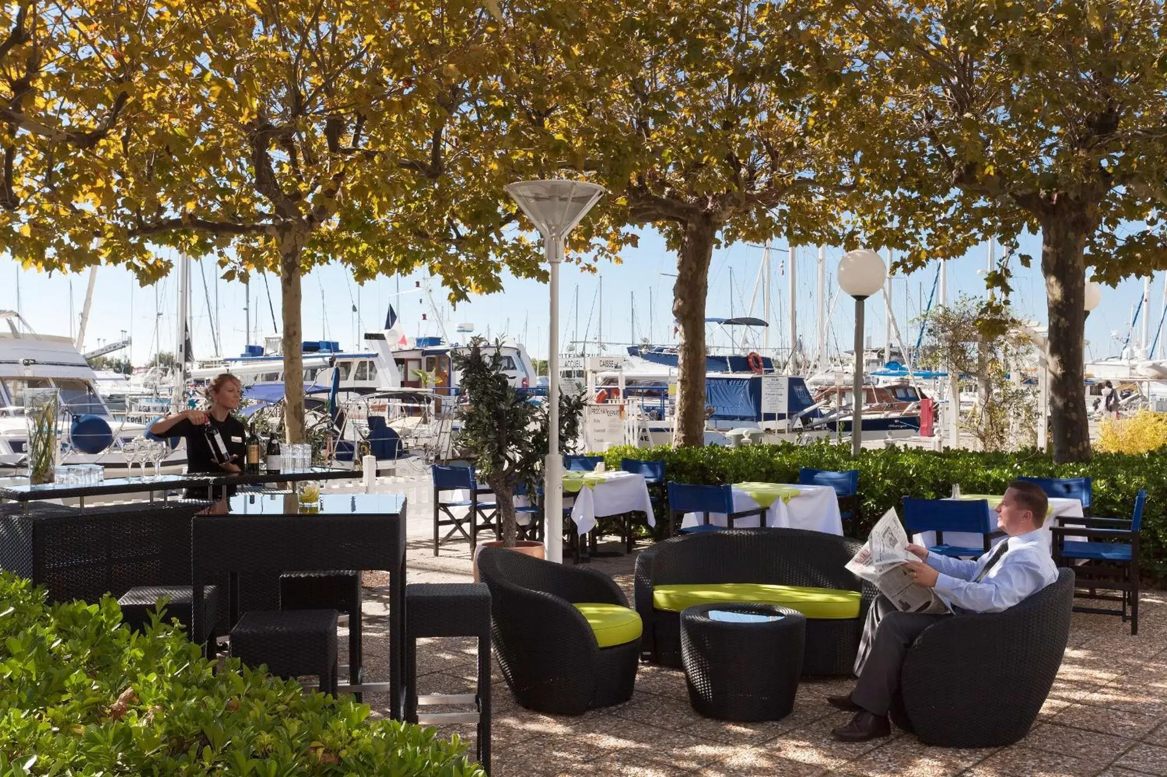 Patio, Restaurant/Places to Eat in Mercure Port La Grande Motte