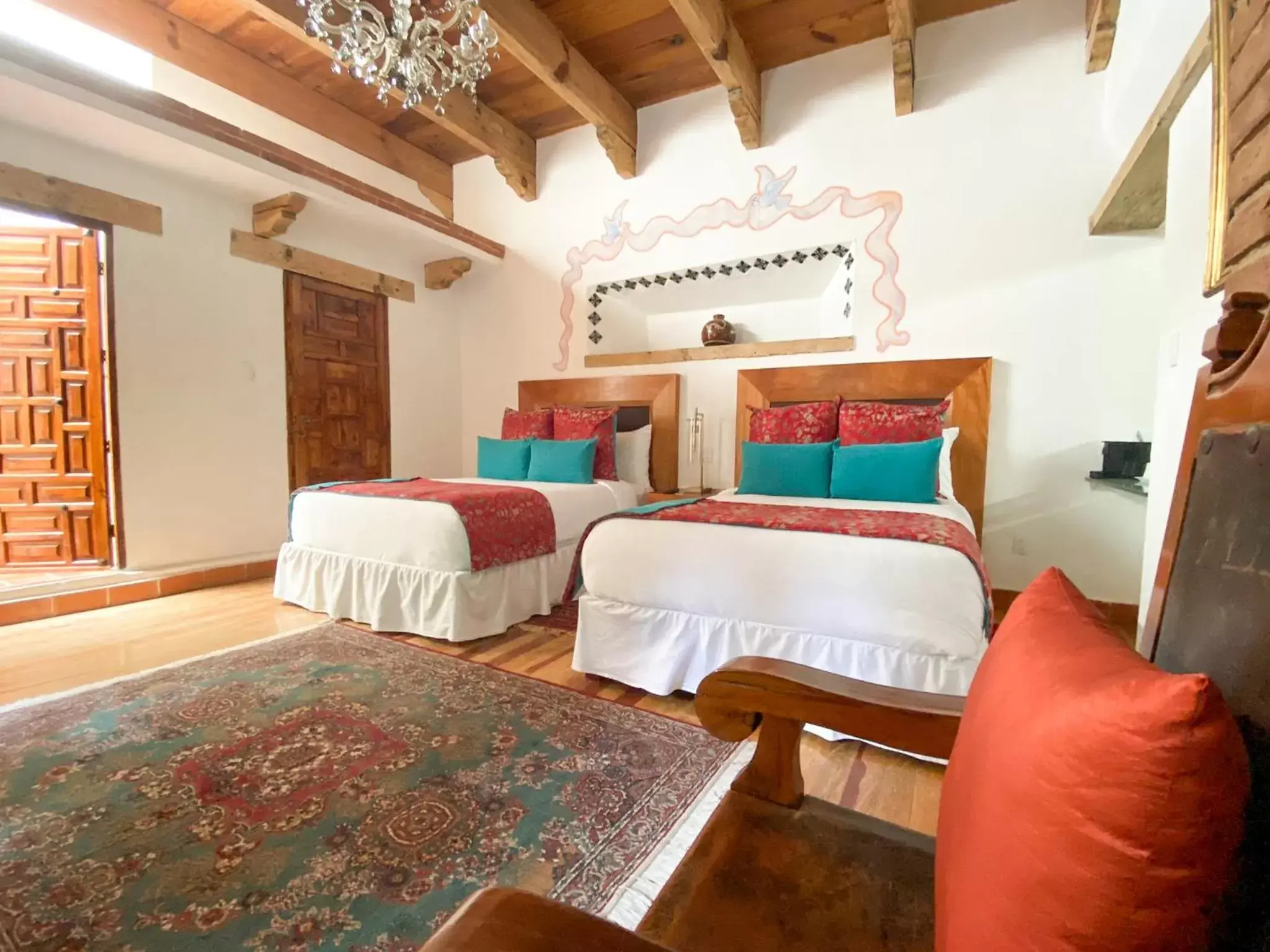 Photo of the whole room, Bed in Molino de los Reyes By Rotamundos