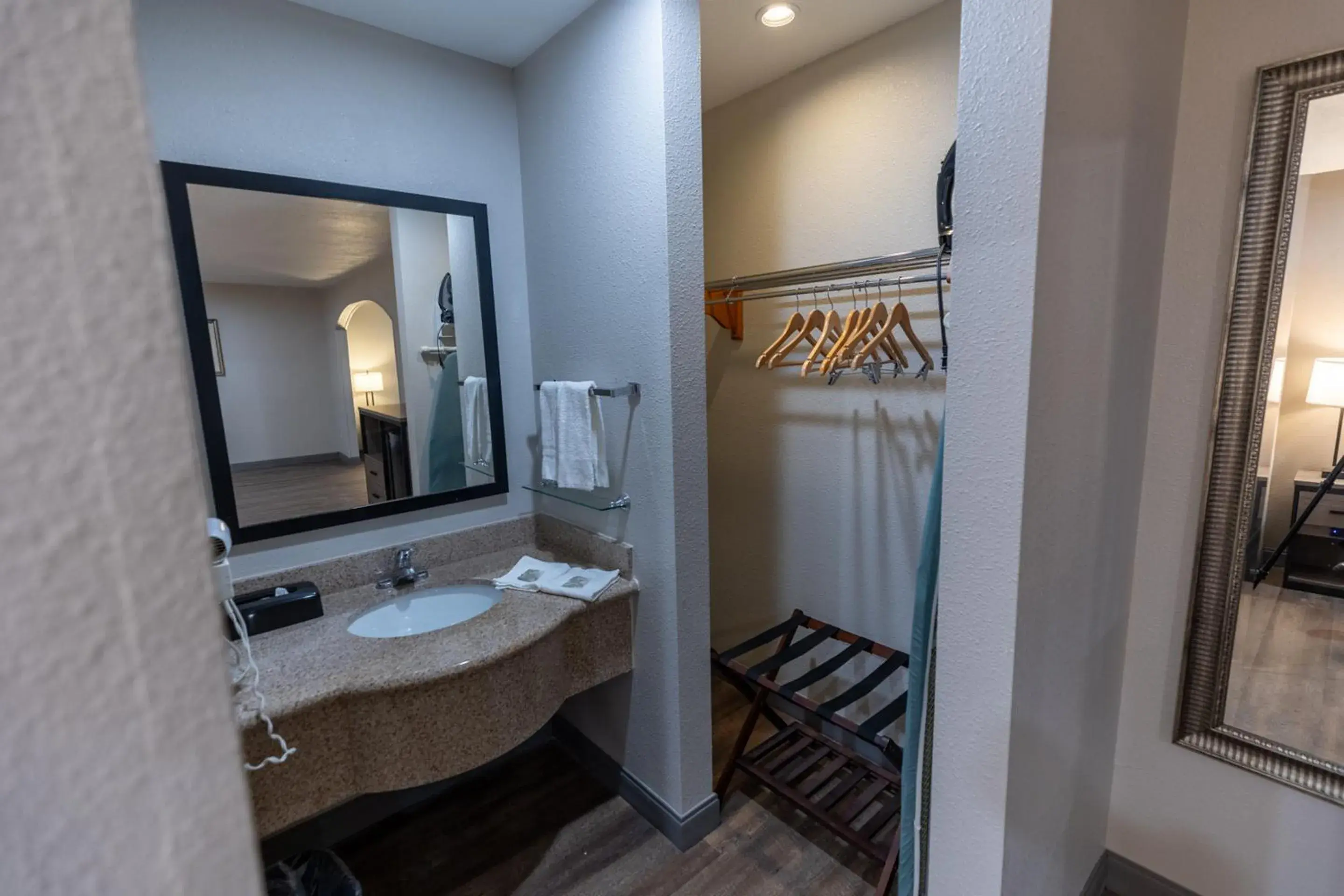 Photo of the whole room, Bathroom in Red Roof Inn & Suites Irving - DFW Airport South