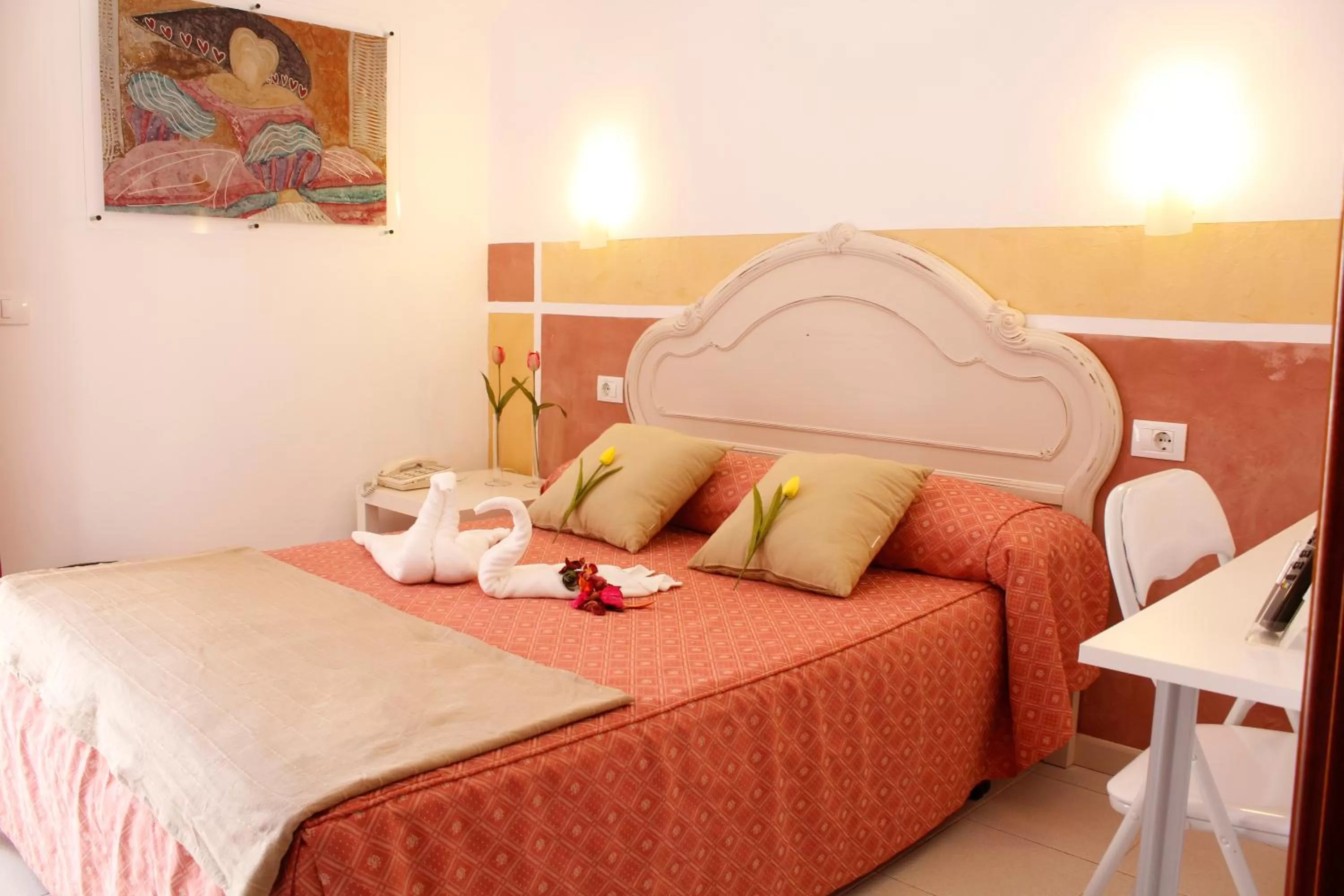 Photo of the whole room, Bed in 4Dreams Hotel Chimisay