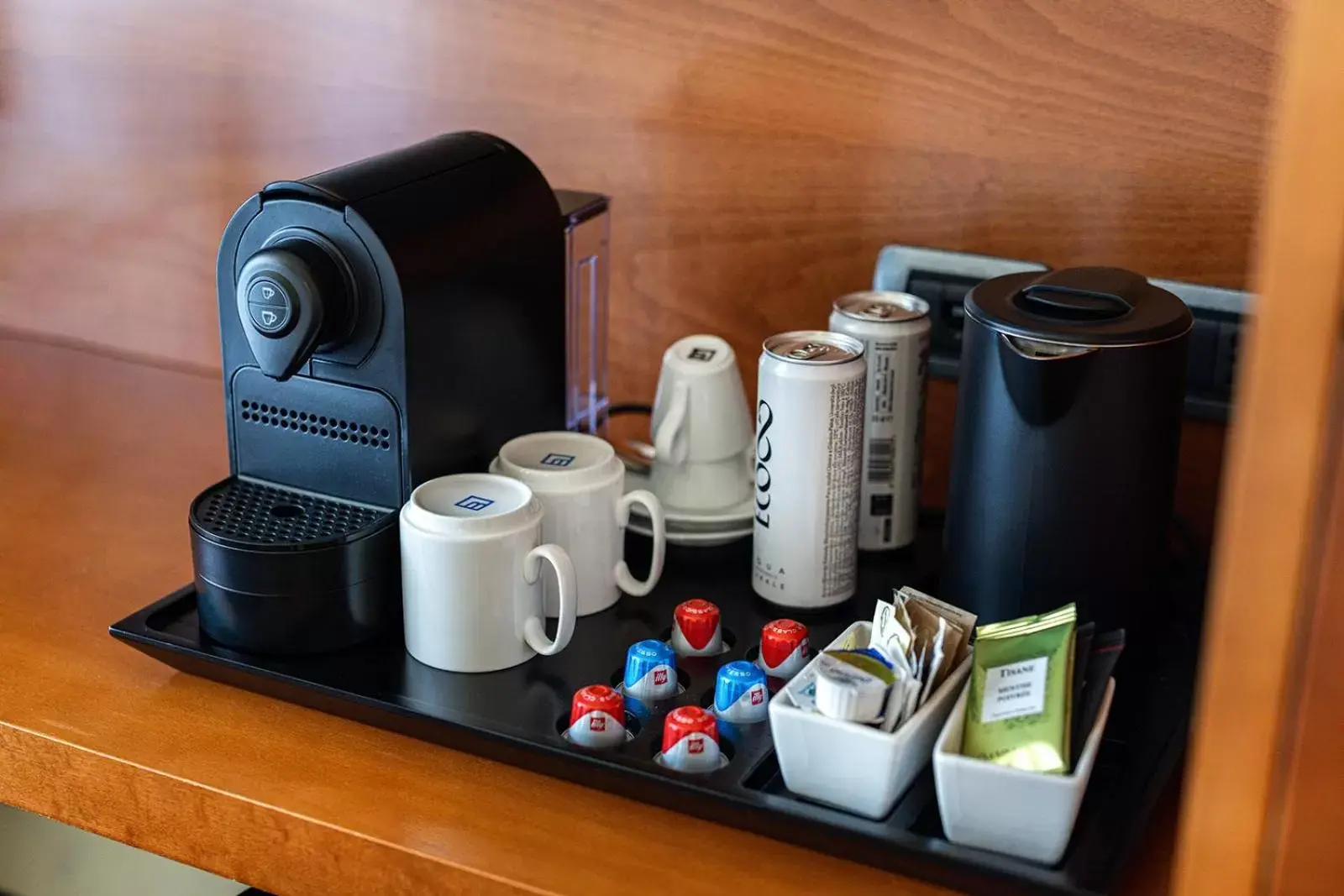 Coffee/Tea Facilities in Hotel Rossini Al Teatro