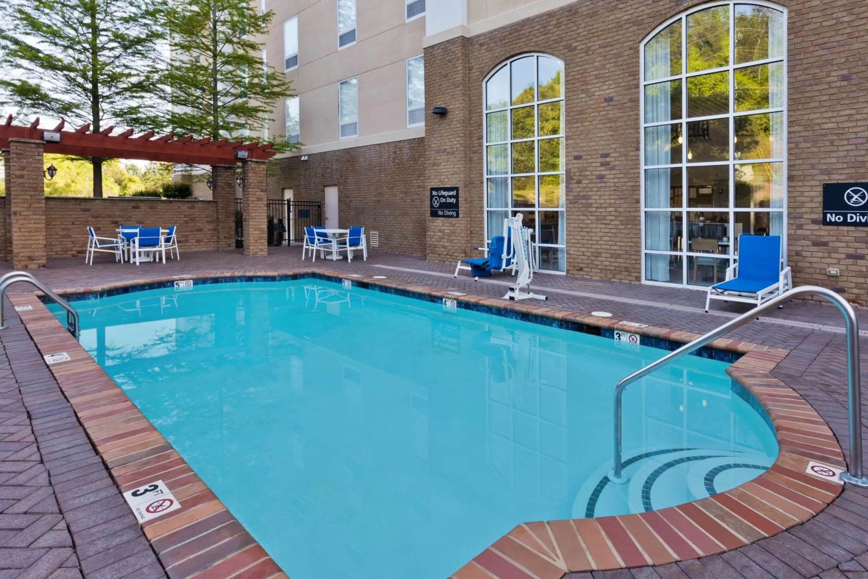 Pool view in Hampton Inn & Suites Phenix City- Columbus Area