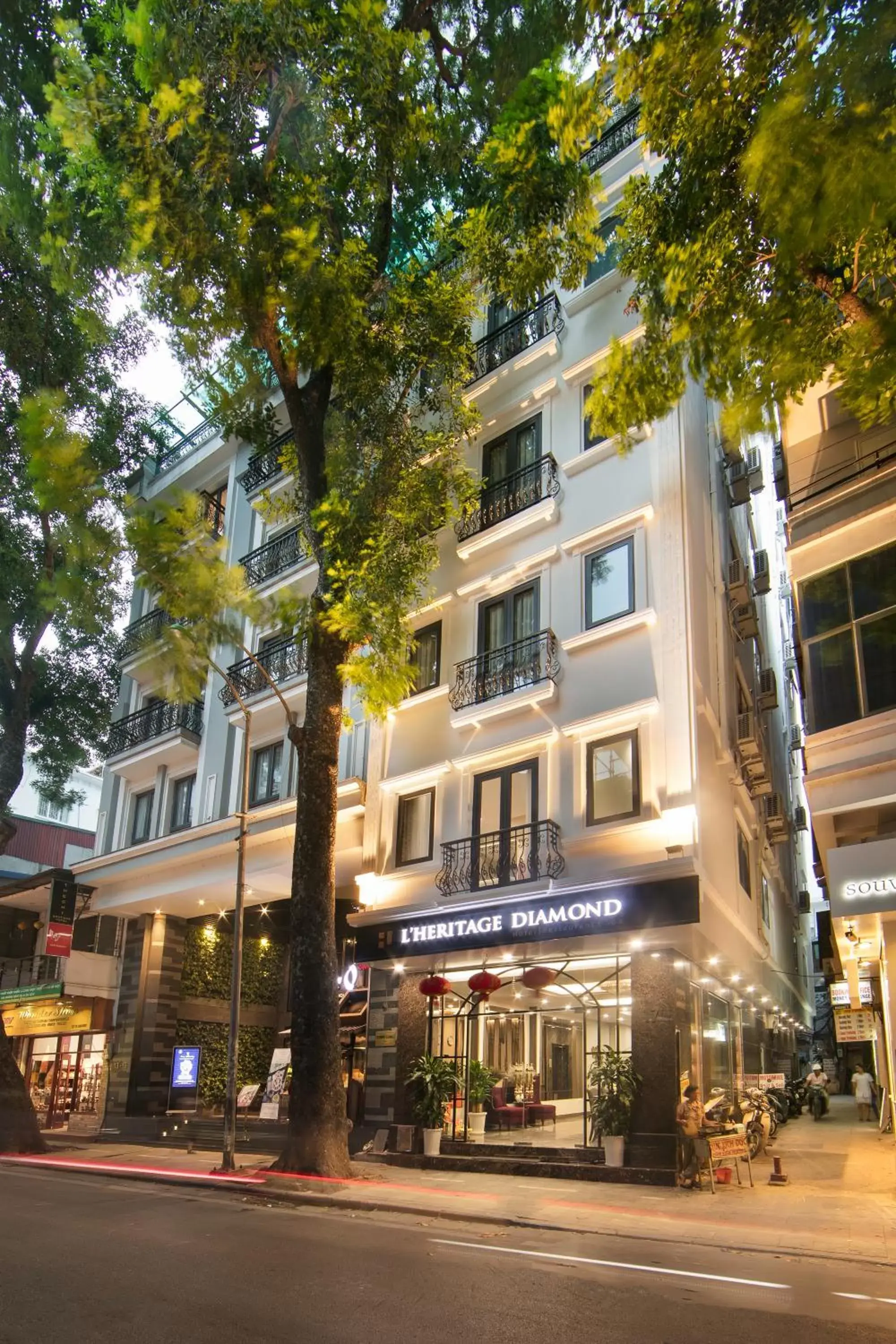 Facade/entrance, Property Building in Hanoi L'Heritage Diamond Hotel & Spa
