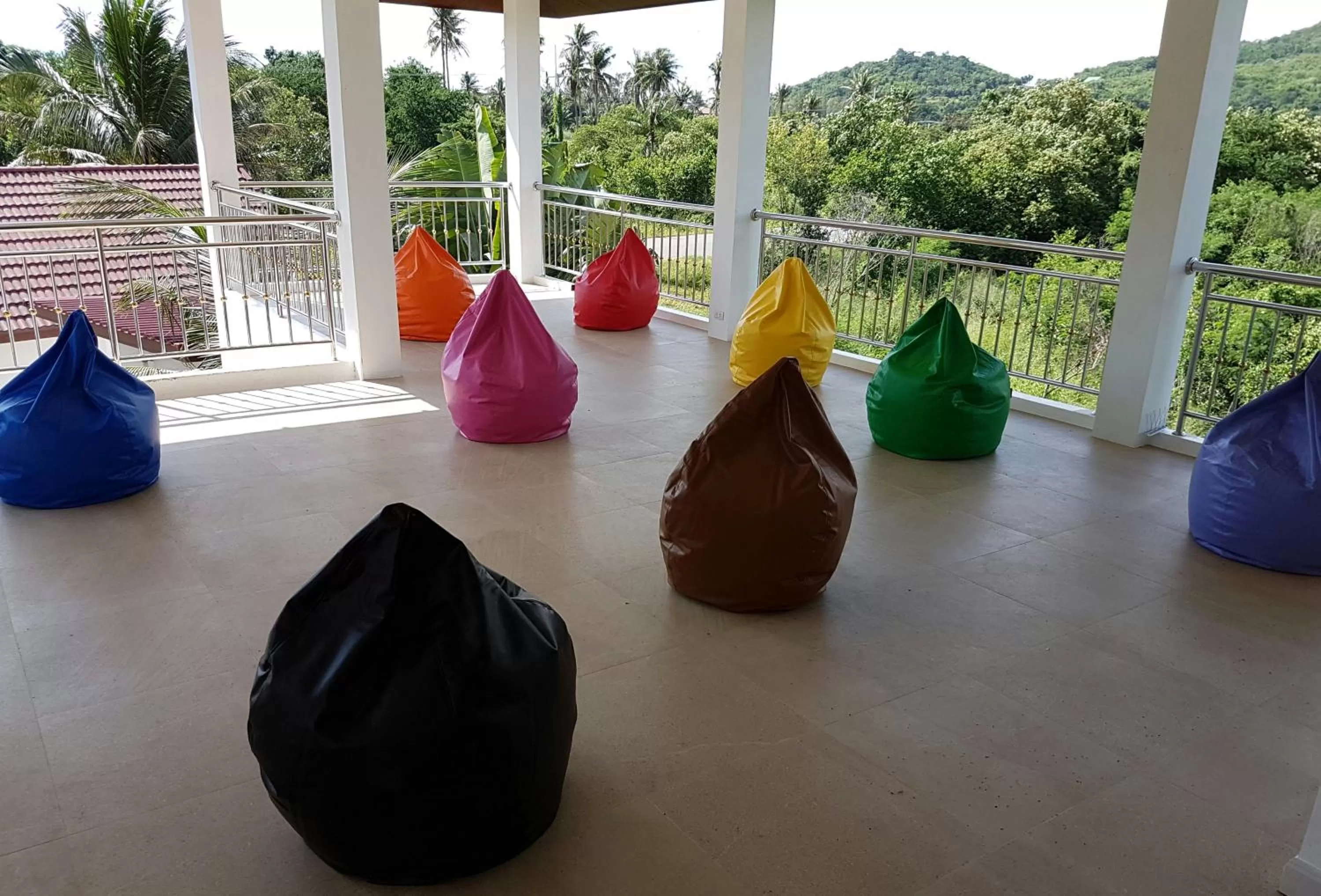 Communal lounge/ TV room in The Hillside Pranburi Resort