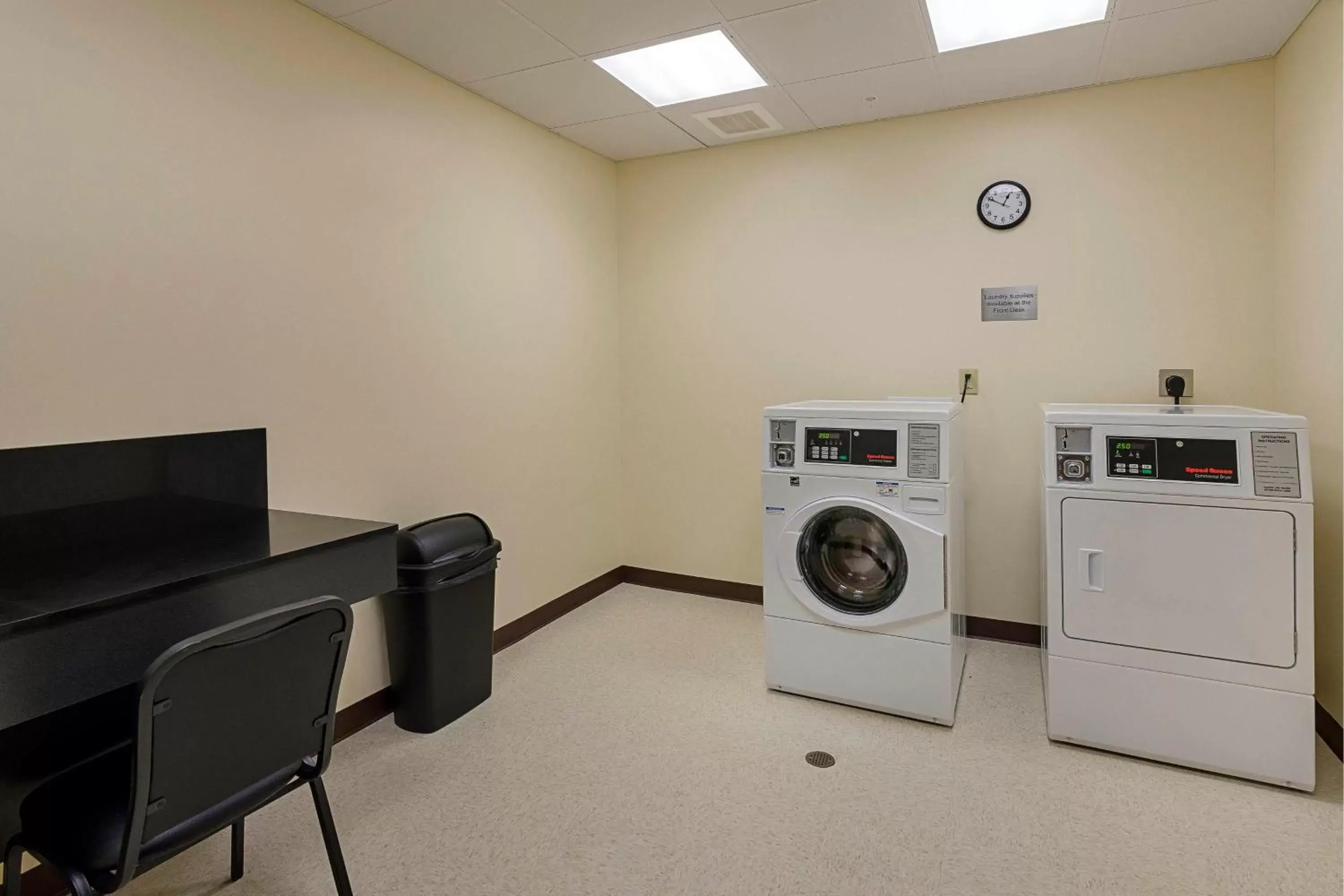 Other, Kitchen/Kitchenette in Fairfield Inn & Suites by Marriott Abingdon