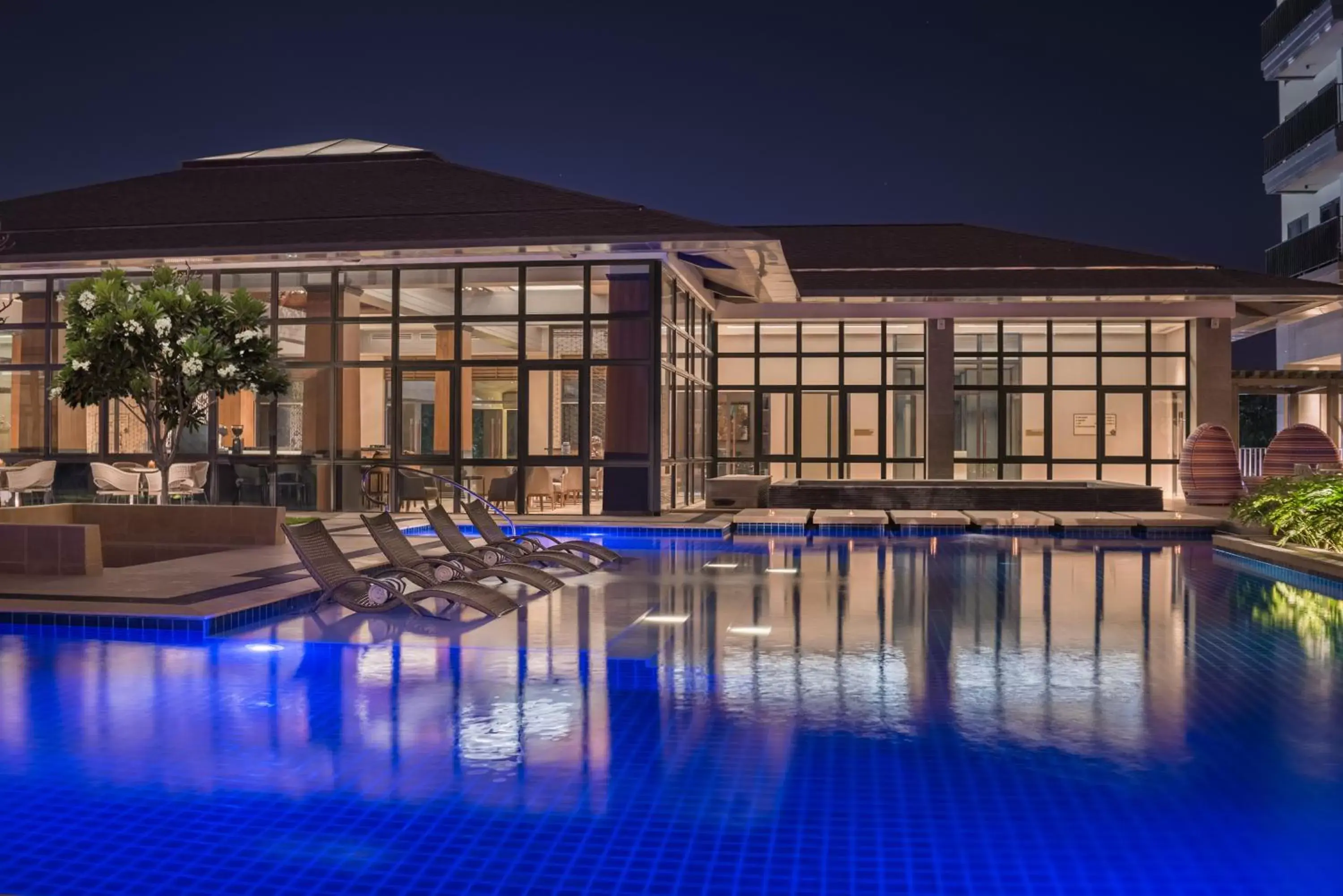 Swimming pool in dusitD2 Davao Swimming pool in dusitD2 Davao