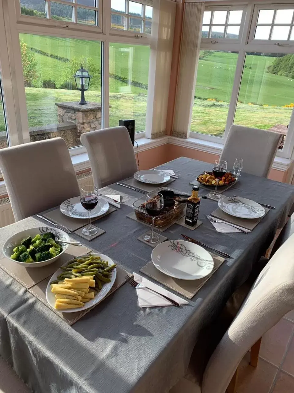 Dining area, Restaurant/Places to Eat in The Gables Whisky B&B