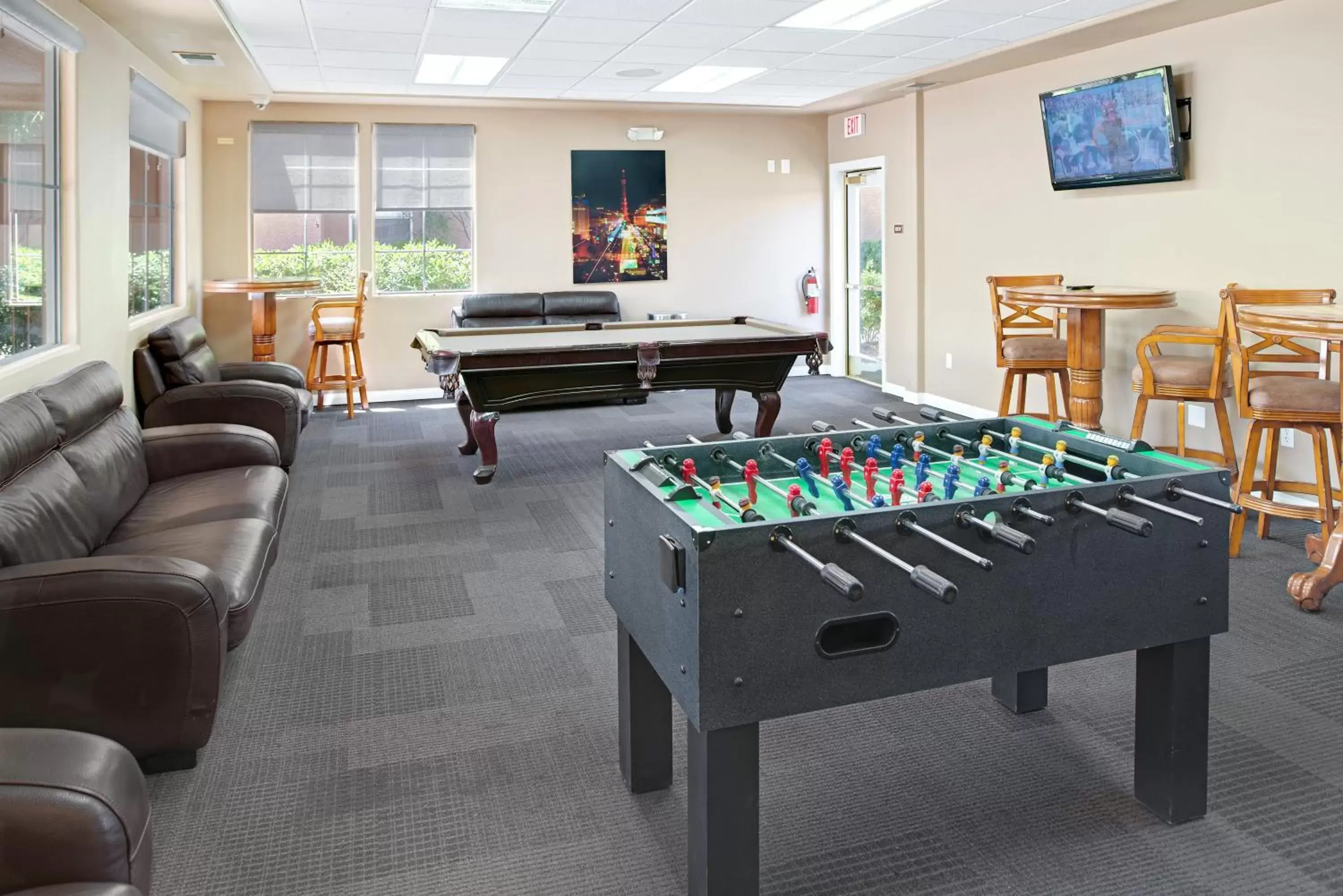 Game Room, Billiards in Hilton Vacation Club Desert Retreat Las Vegas