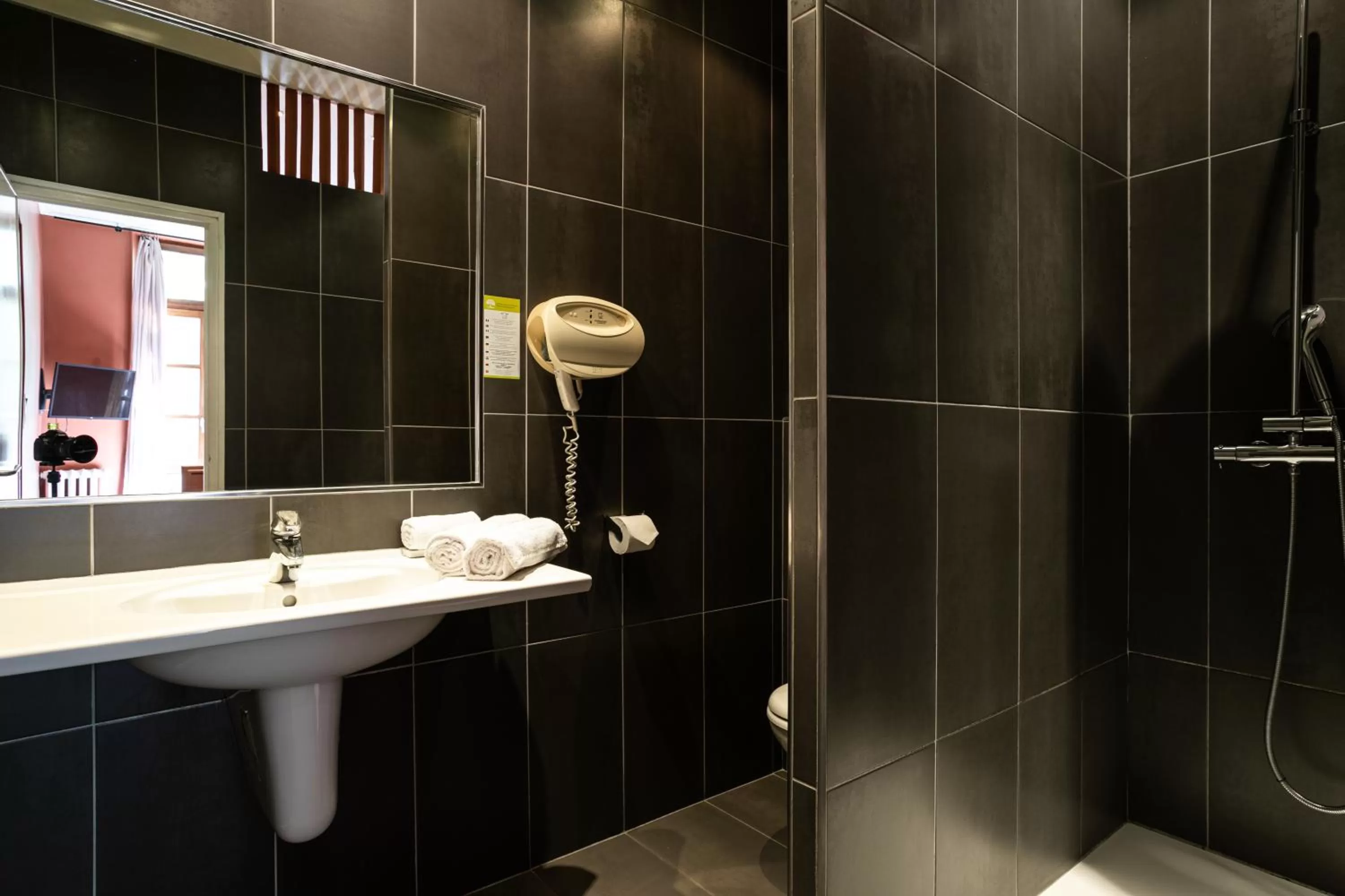 Shower in Boutique Hôtel Azur