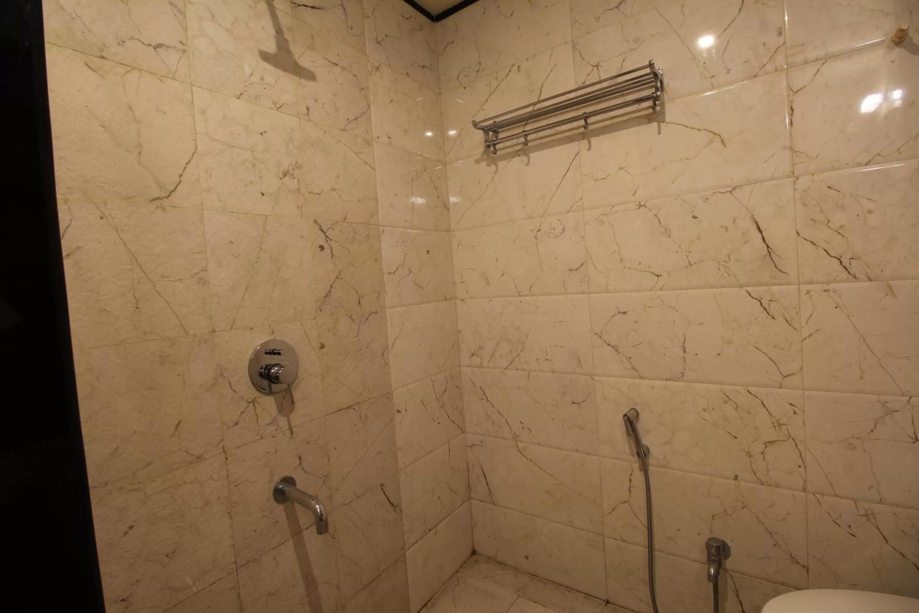 Bathroom in Hotel Sham Suman, Kolhapur- Opposite To Mahalaxmi Temple