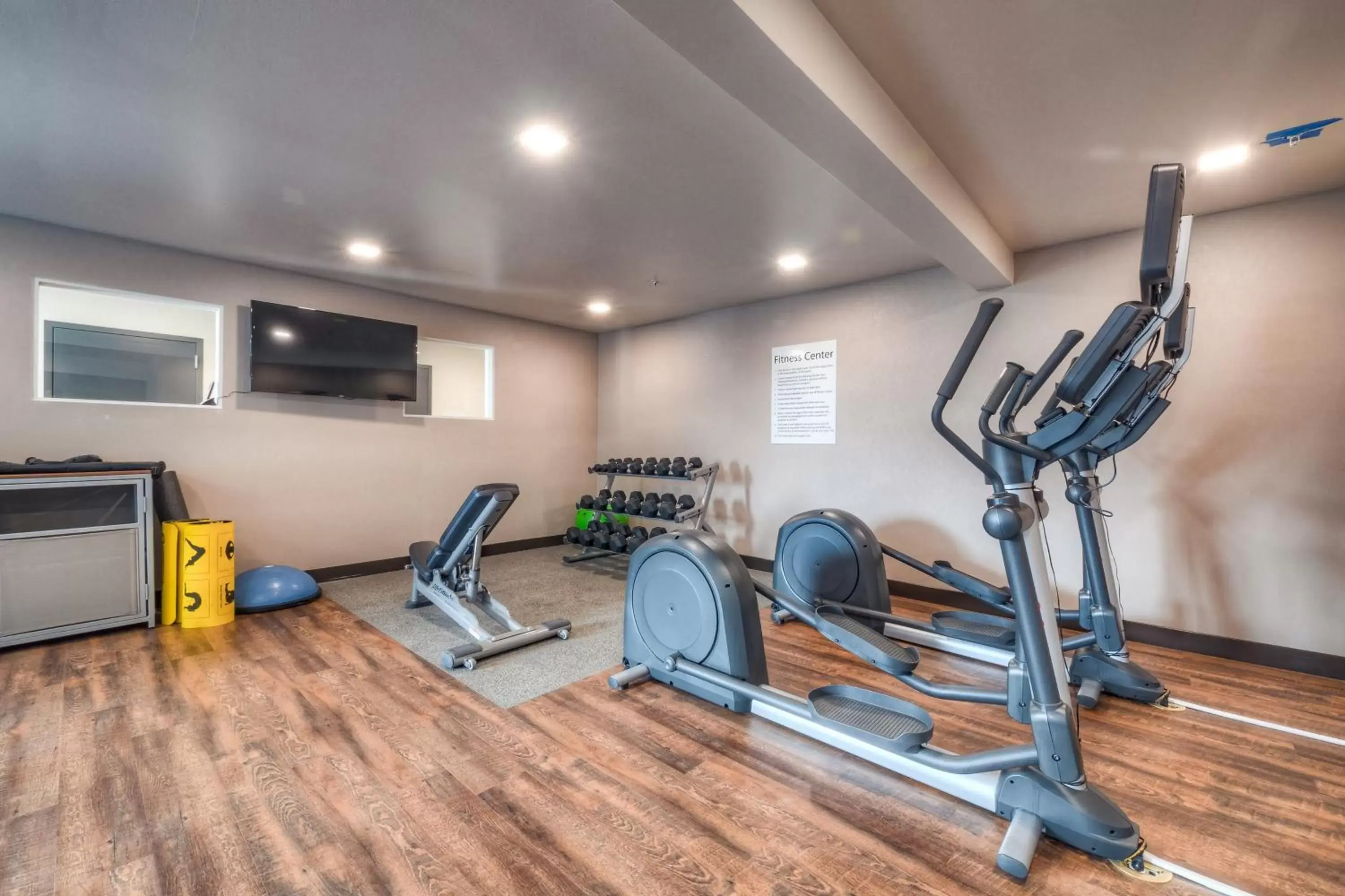 Fitness centre/facilities, Fitness Center/Facilities in Holiday Inn Tacoma Mall, an IHG Hotel