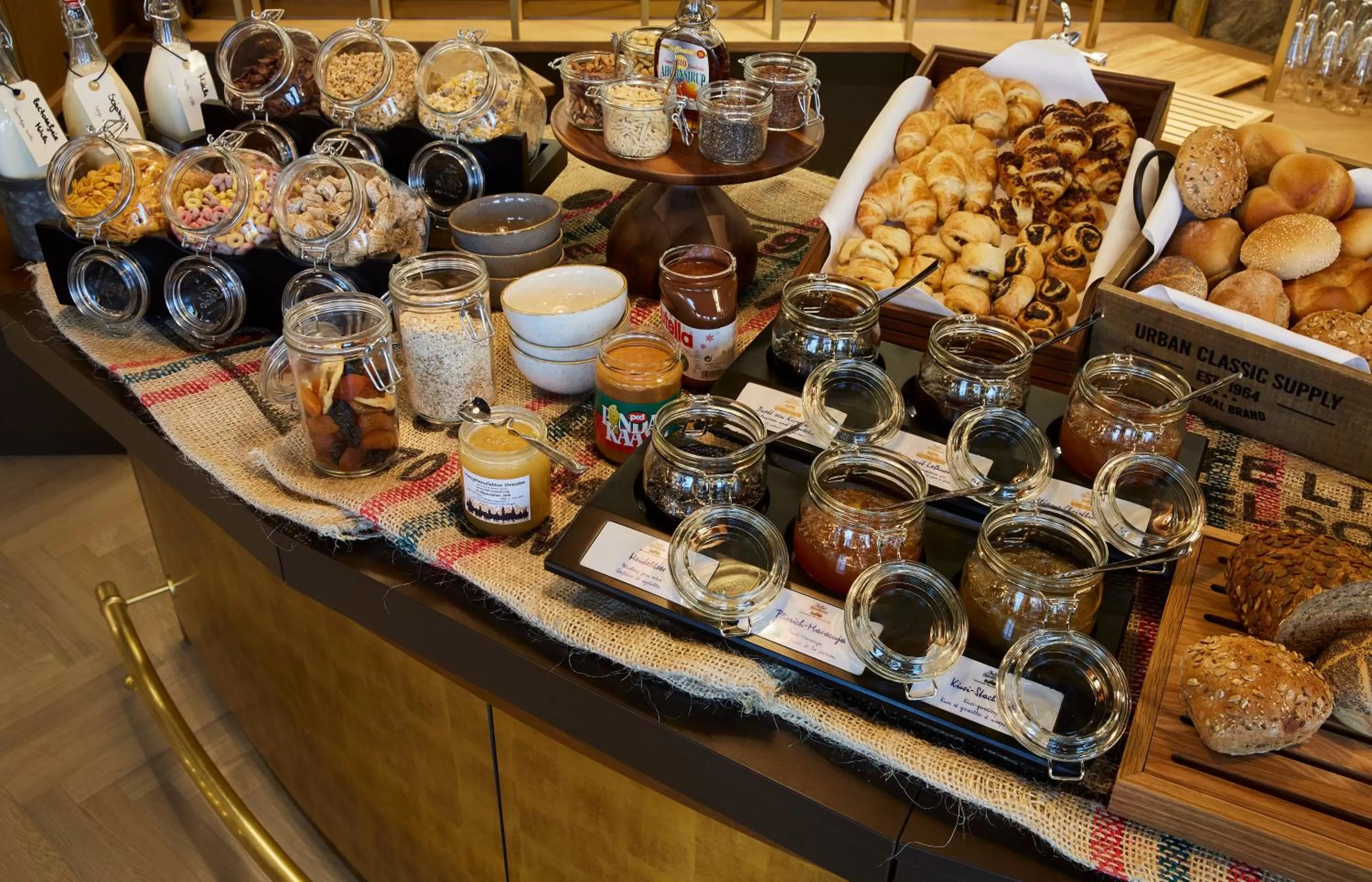 Restaurant/places to eat in Hotel Indigo Dresden - Wettiner Platz by IHG