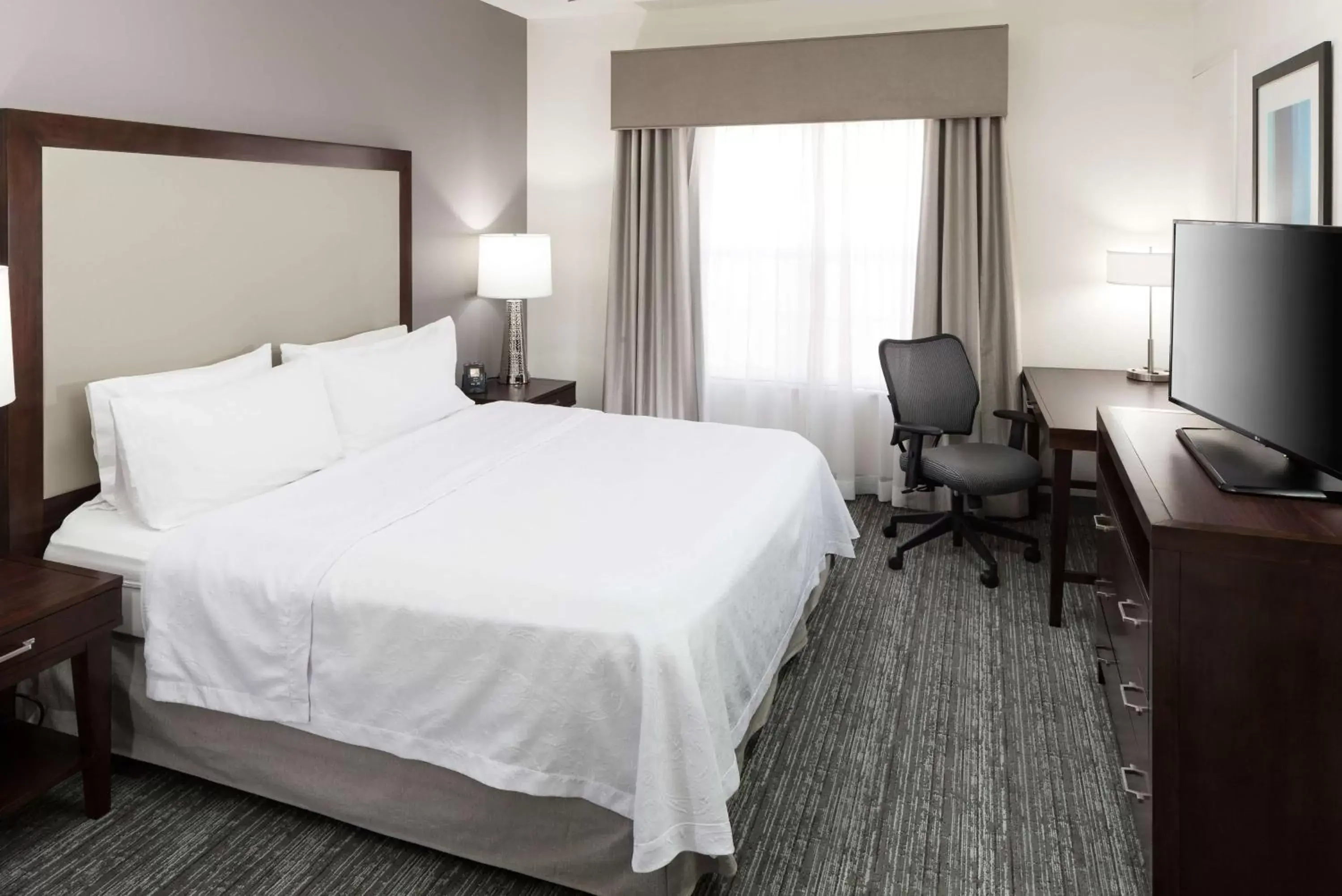 Bedroom, Bed in Homewood Suites by Hilton Mahwah