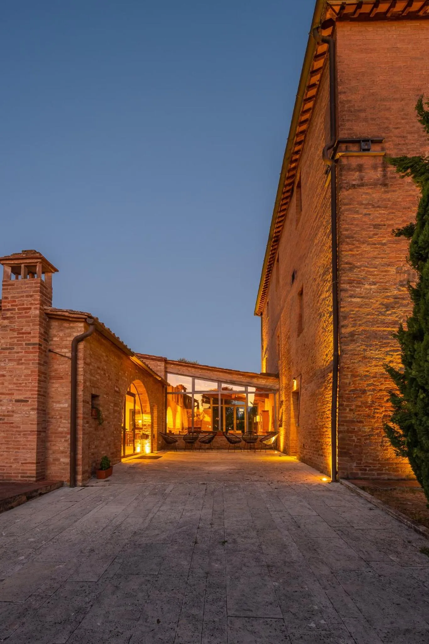 Facade/entrance in Hotel More di Cuna