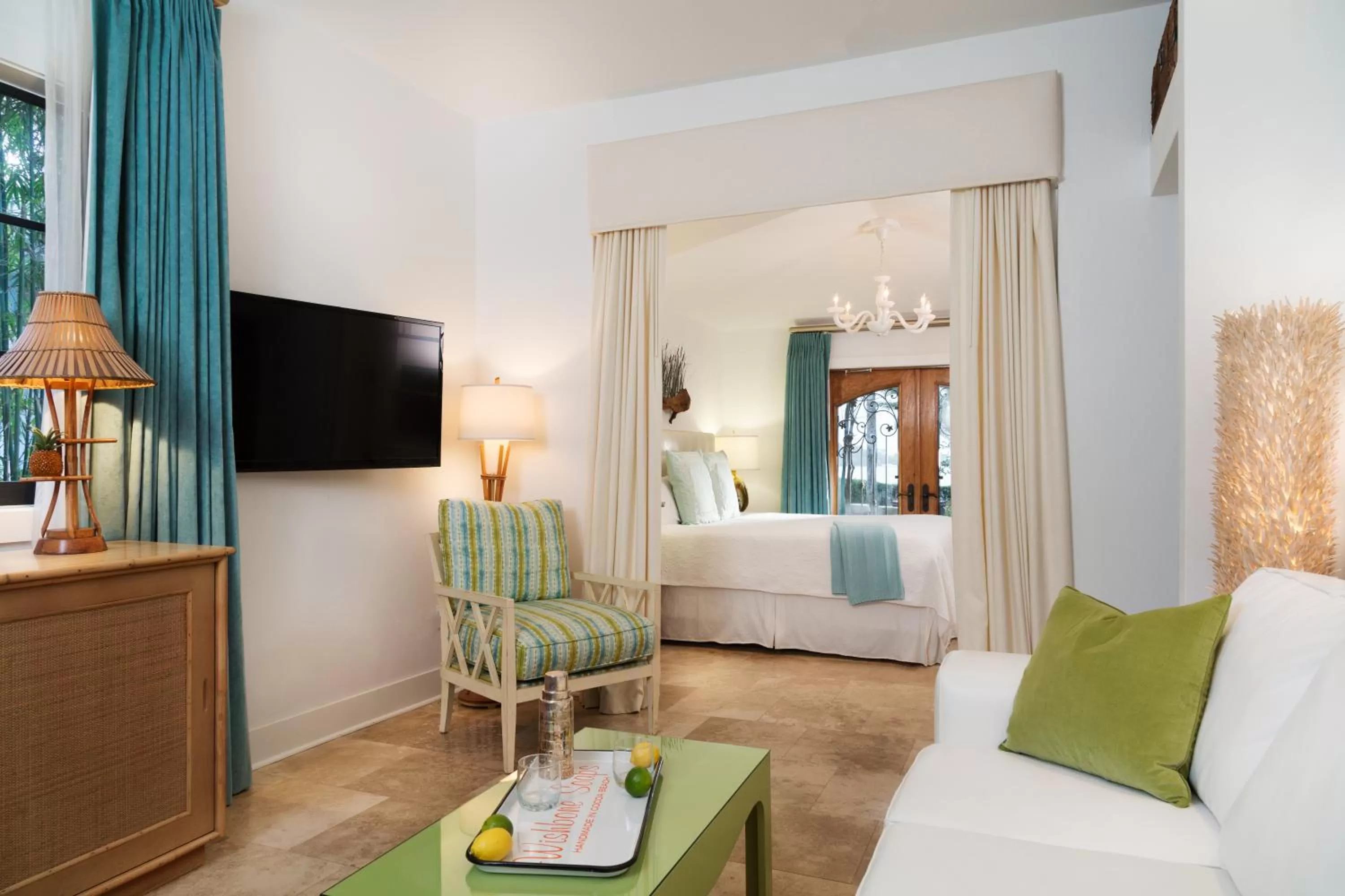 Bed in Black Dolphin Inn