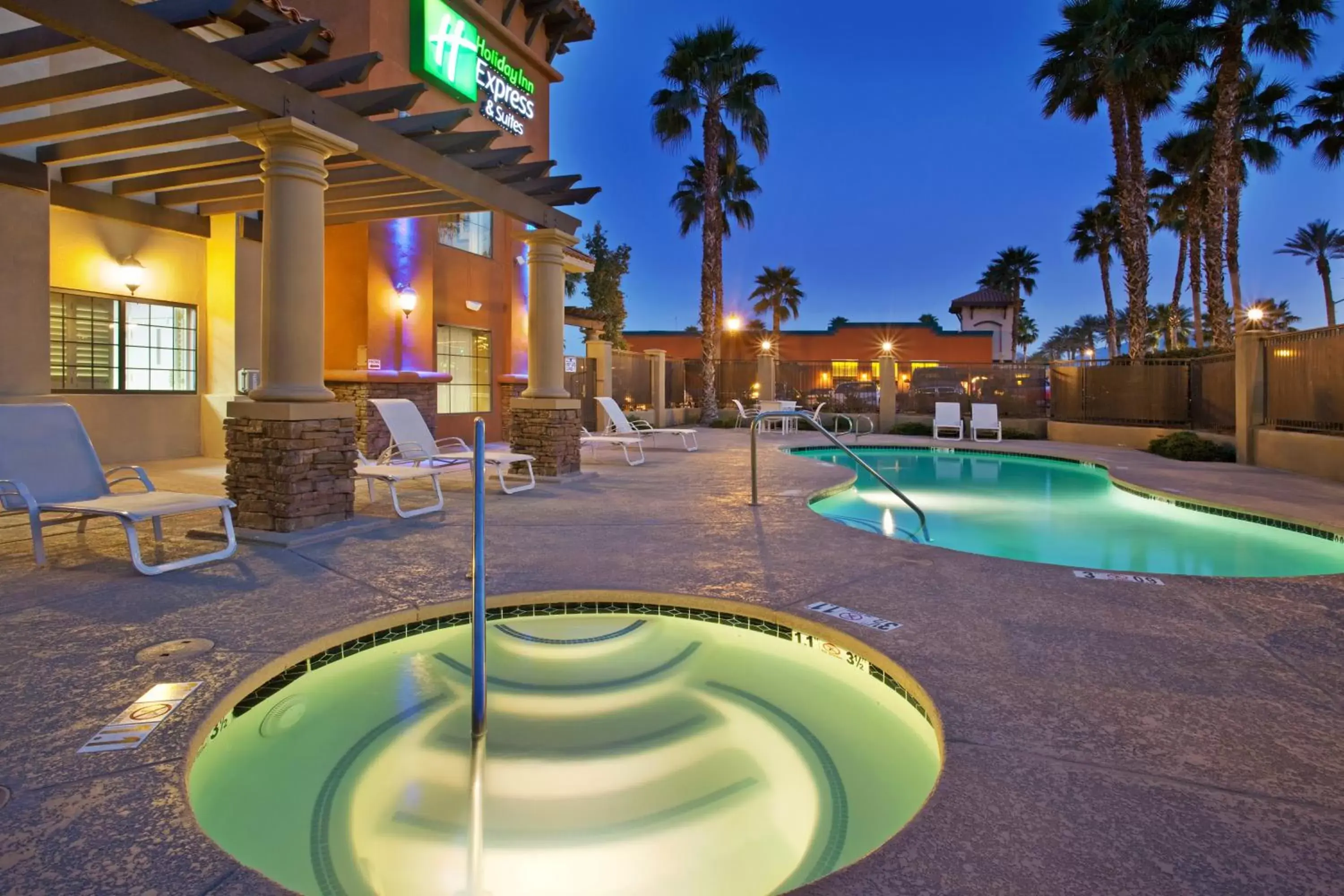 Swimming Pool in Holiday Inn Express & Suites Rancho Mirage - Palm Spgs Area, an IHG Hotel