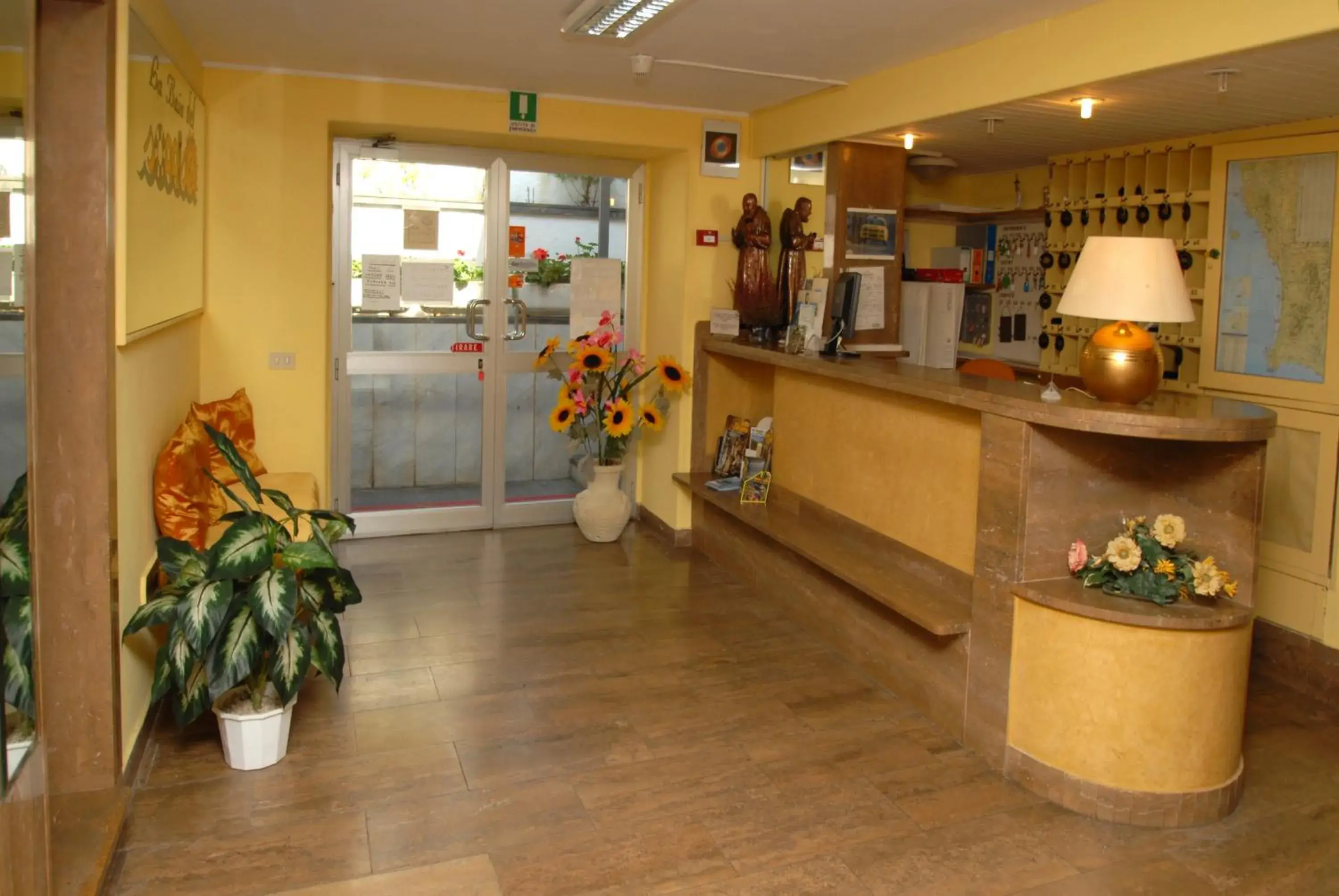 Staff, Lobby/Reception in Hotel Baia Del Sorriso